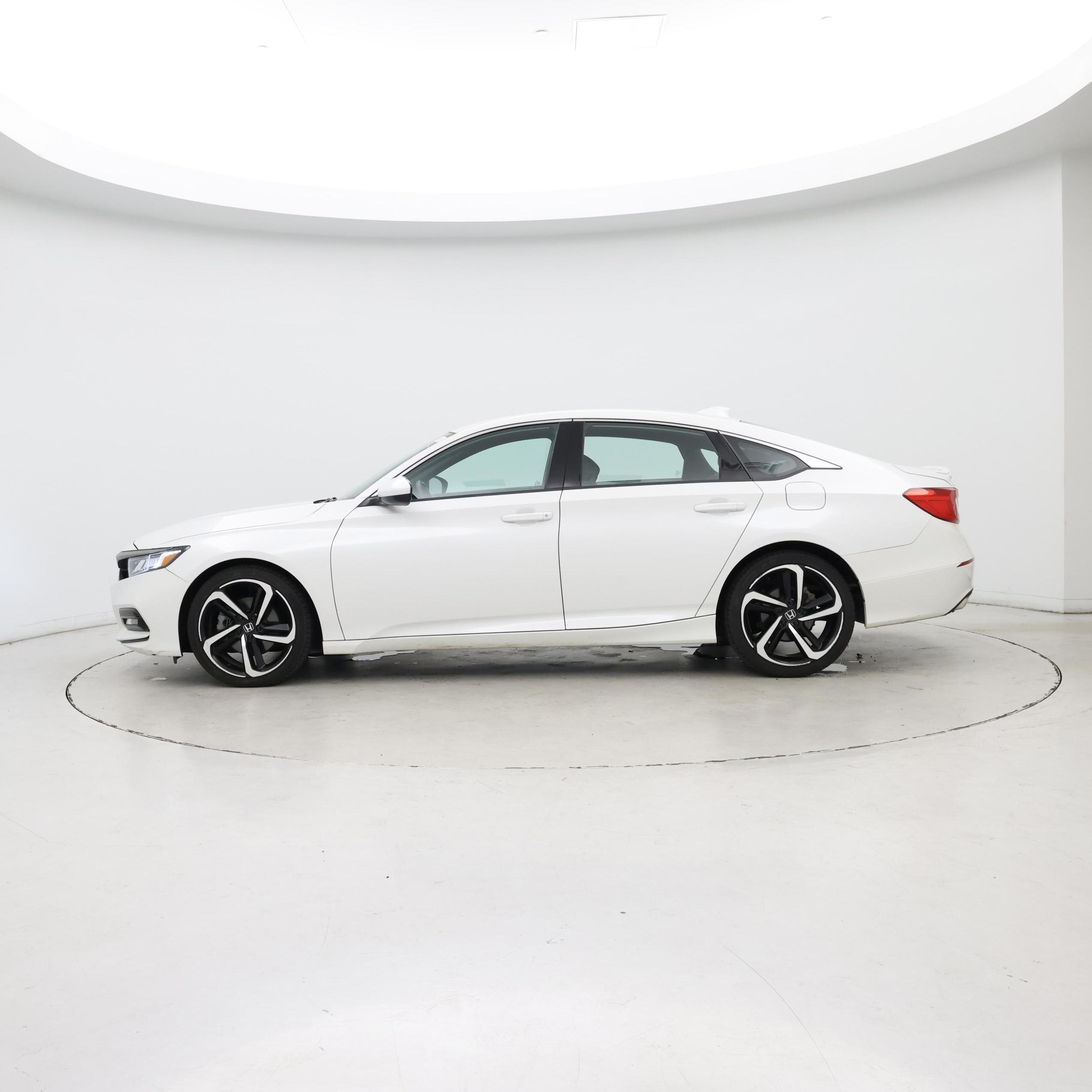 Thumbnail: 2019 Honda Accord - 3
