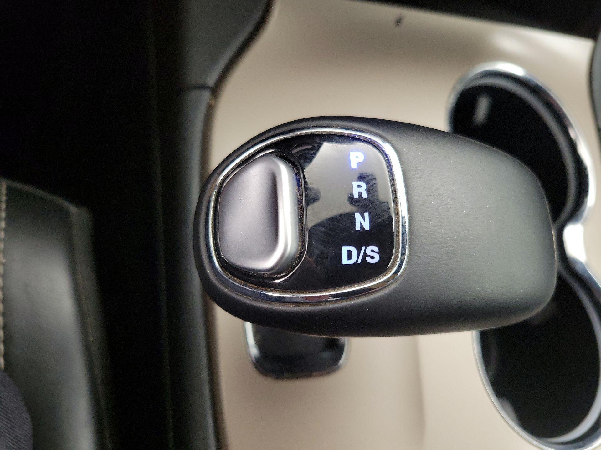 Thumbnail: 2015 Jeep Grand Cherokee - 18