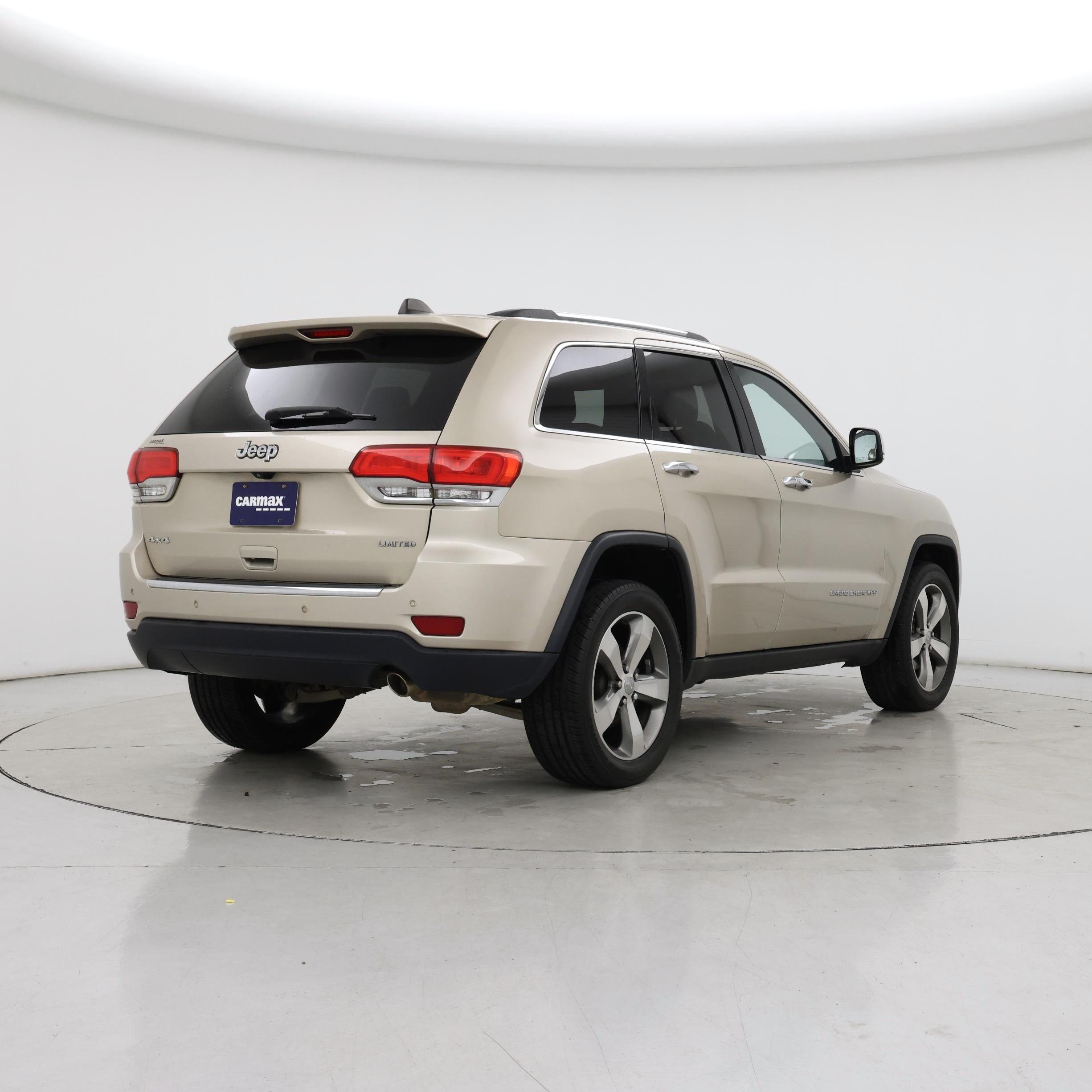 Thumbnail: 2015 Jeep Grand Cherokee - 8