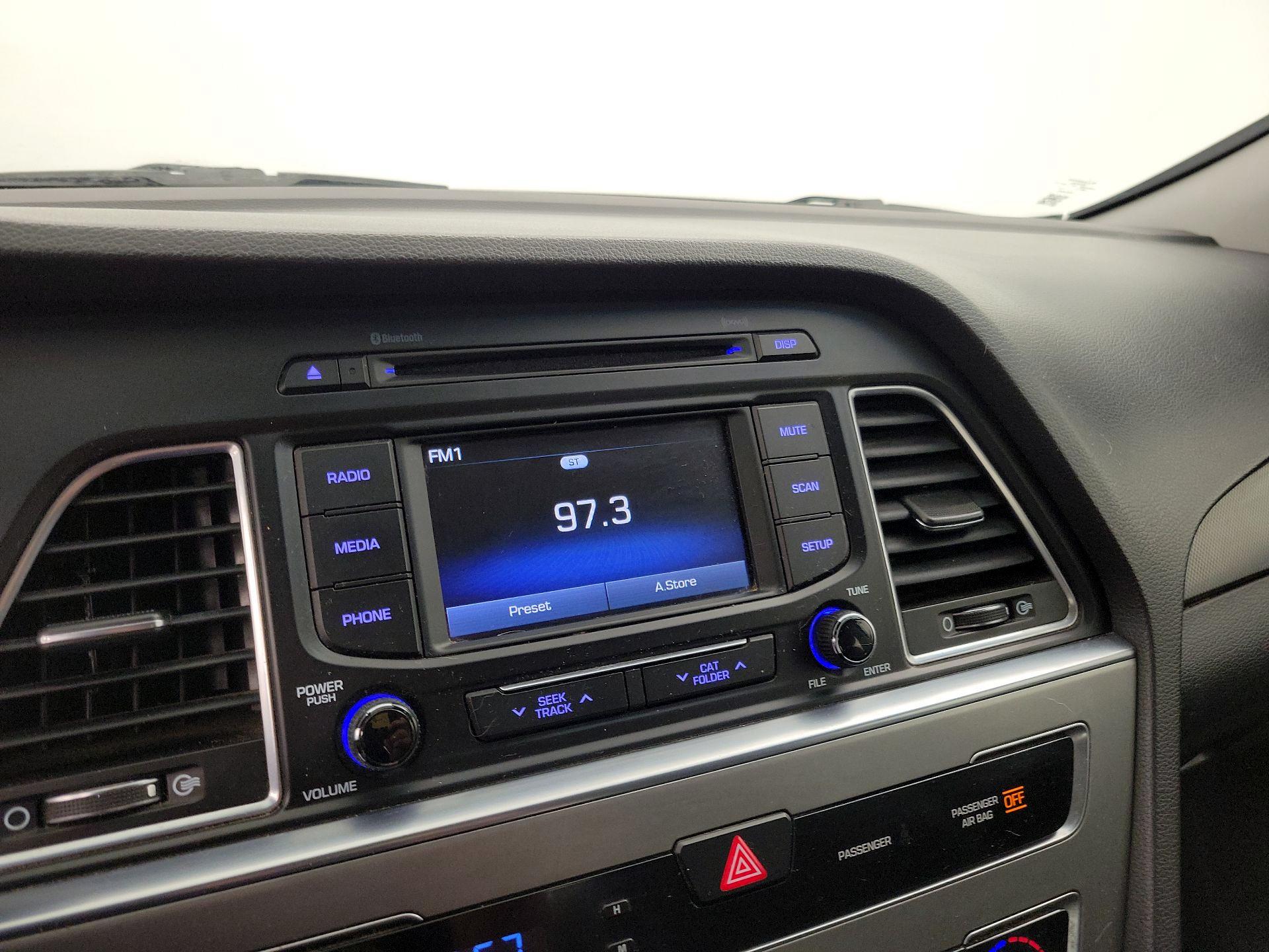 Thumbnail: 2015 Hyundai Sonata - 15