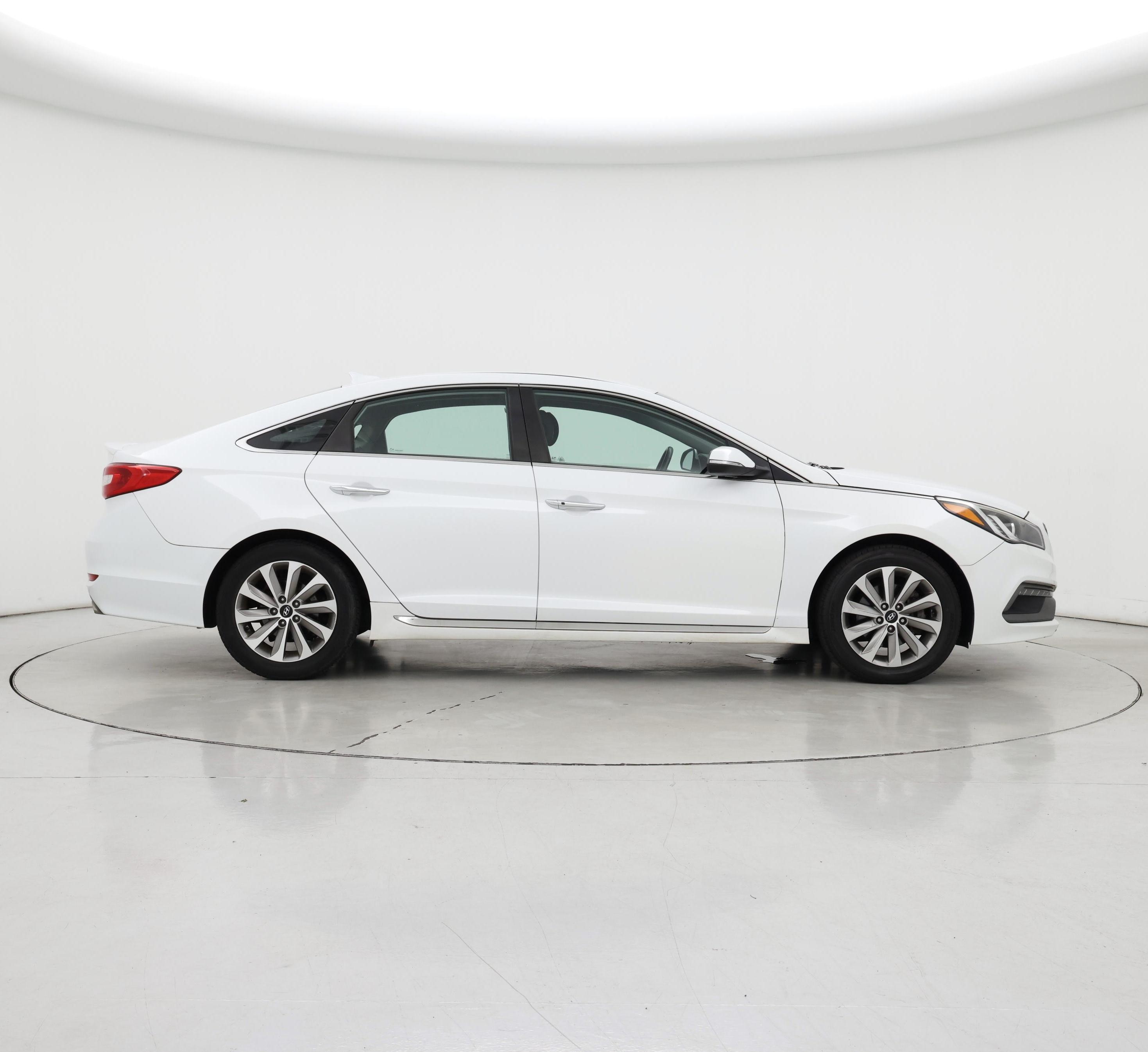 Thumbnail: 2015 Hyundai Sonata - 7