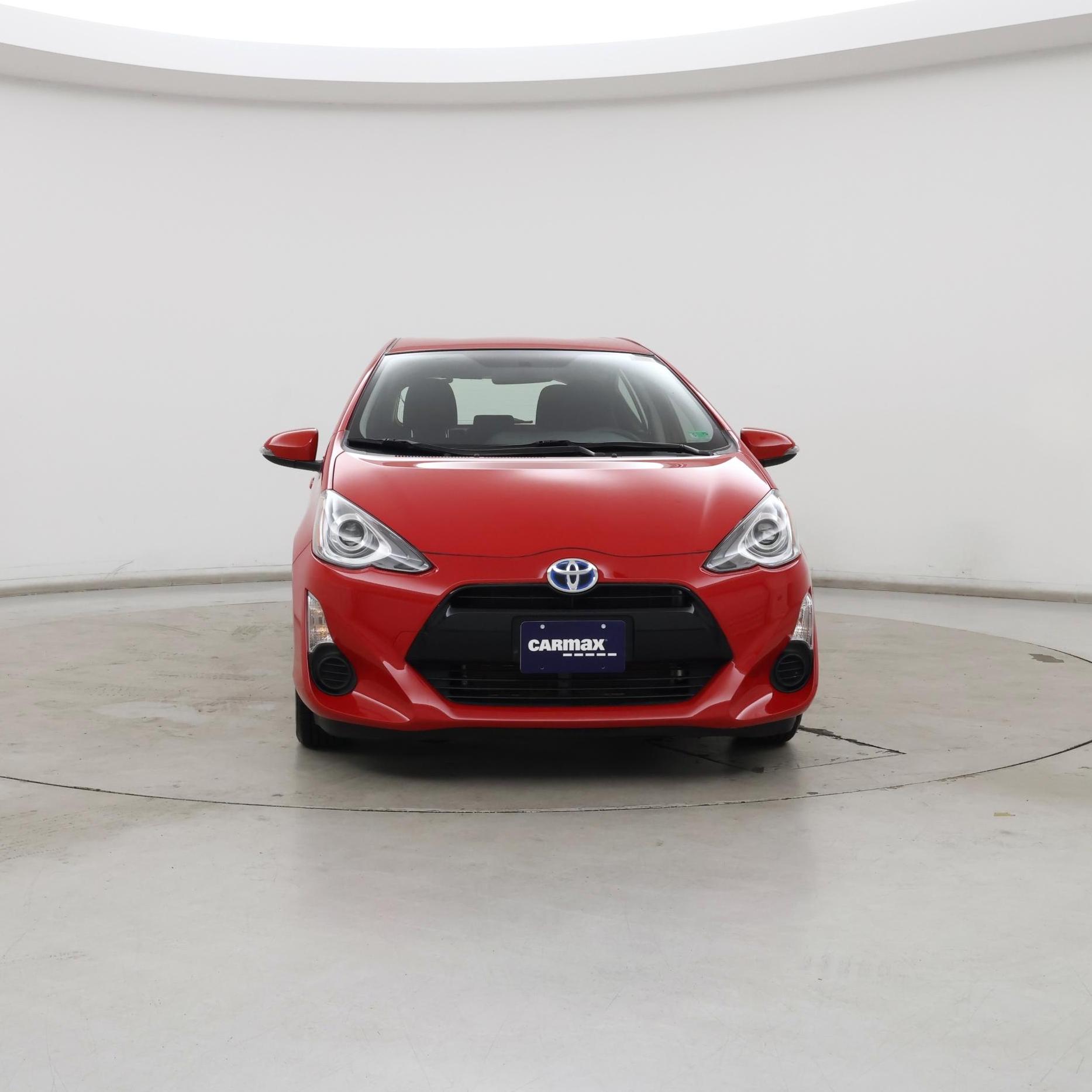 Thumbnail: 2015 Toyota Prius c - 5