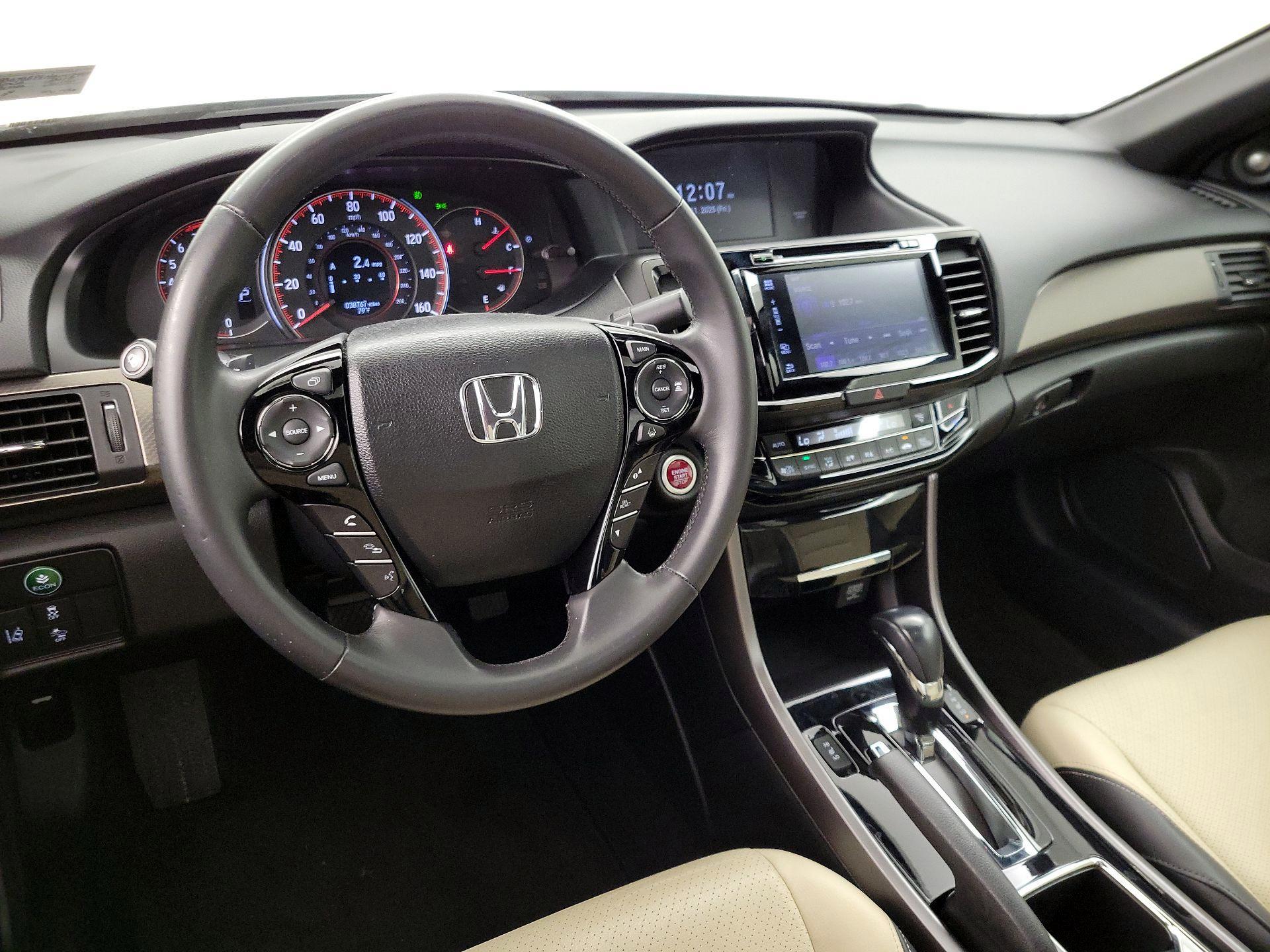 Thumbnail: 2017 Honda Accord - 9
