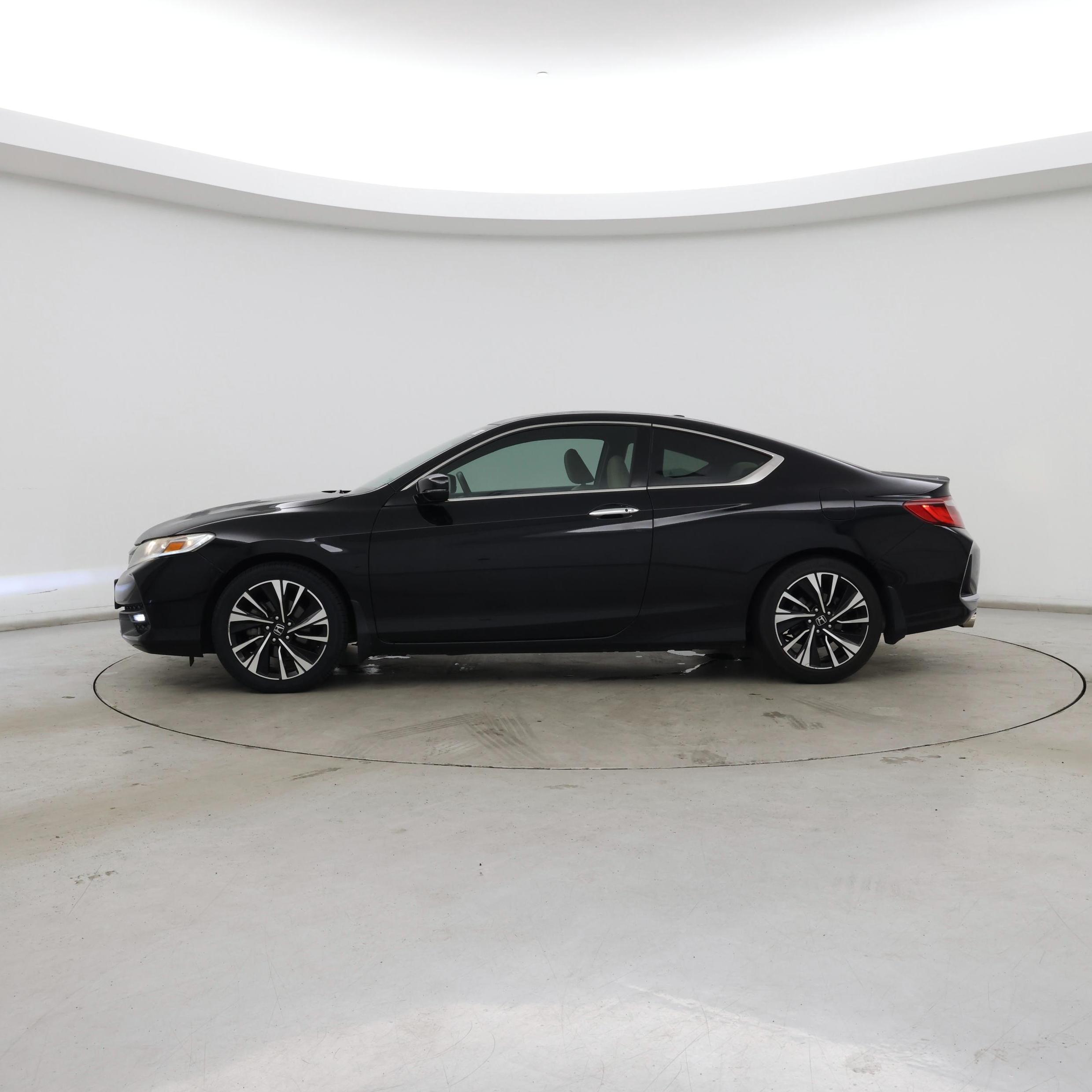 Thumbnail: 2017 Honda Accord - 3