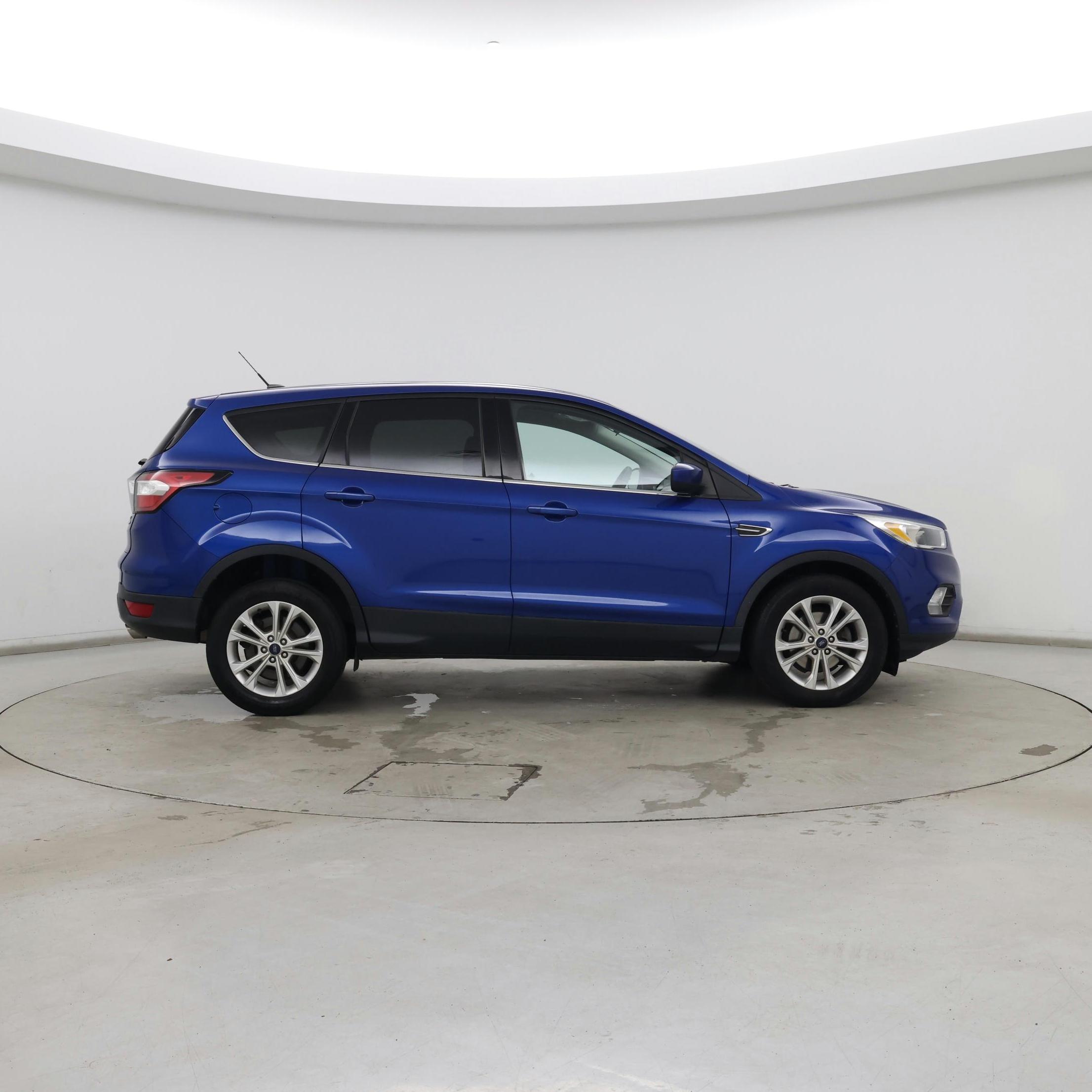 Thumbnail: 2017 Ford Escape - 7