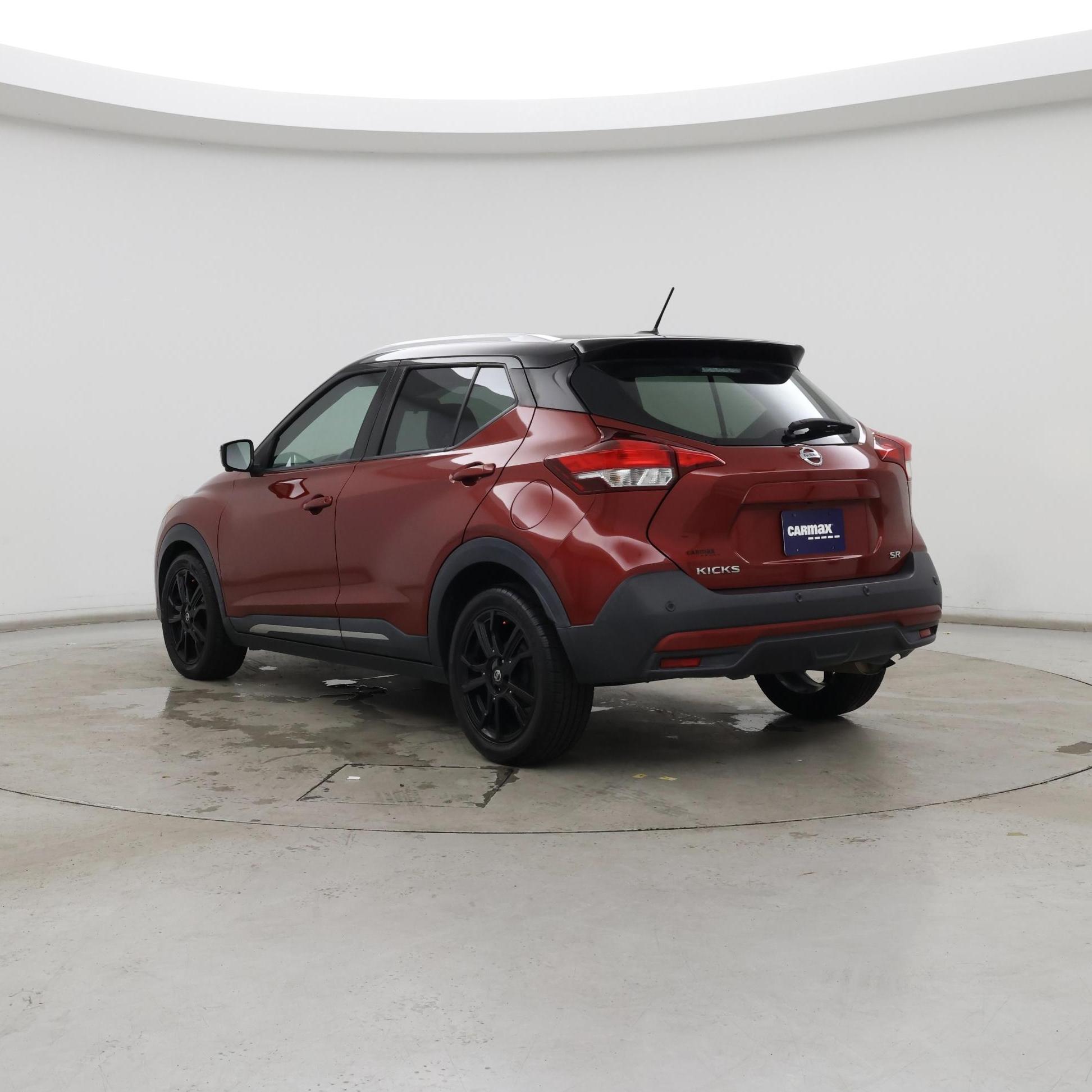 Thumbnail: 2020 Nissan Kicks - 2