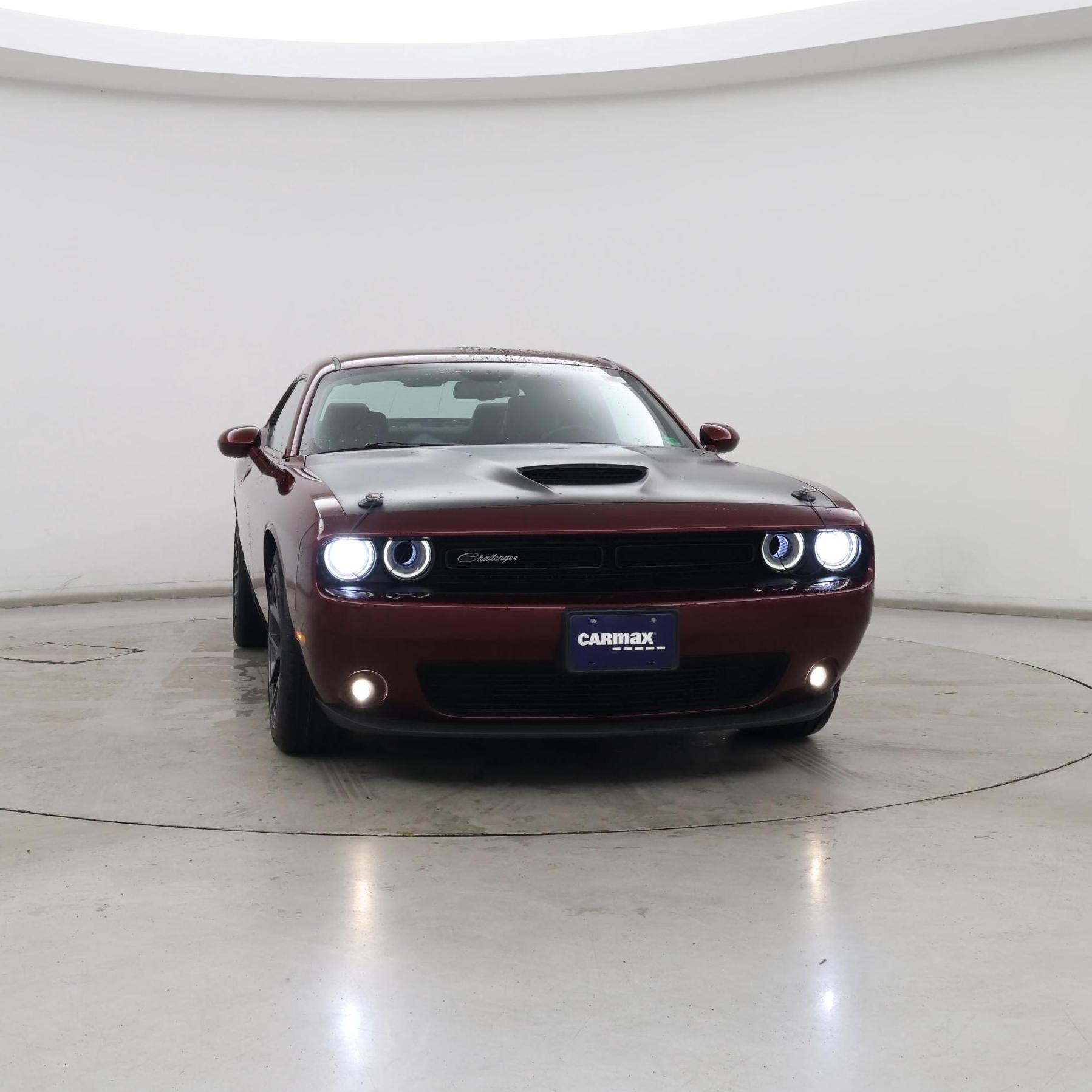Thumbnail: 2017 Dodge Challenger - 5