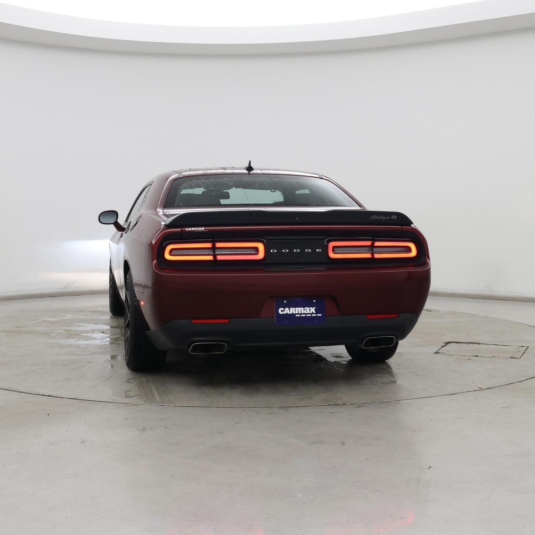 Thumbnail: 2017 Dodge Challenger - 6