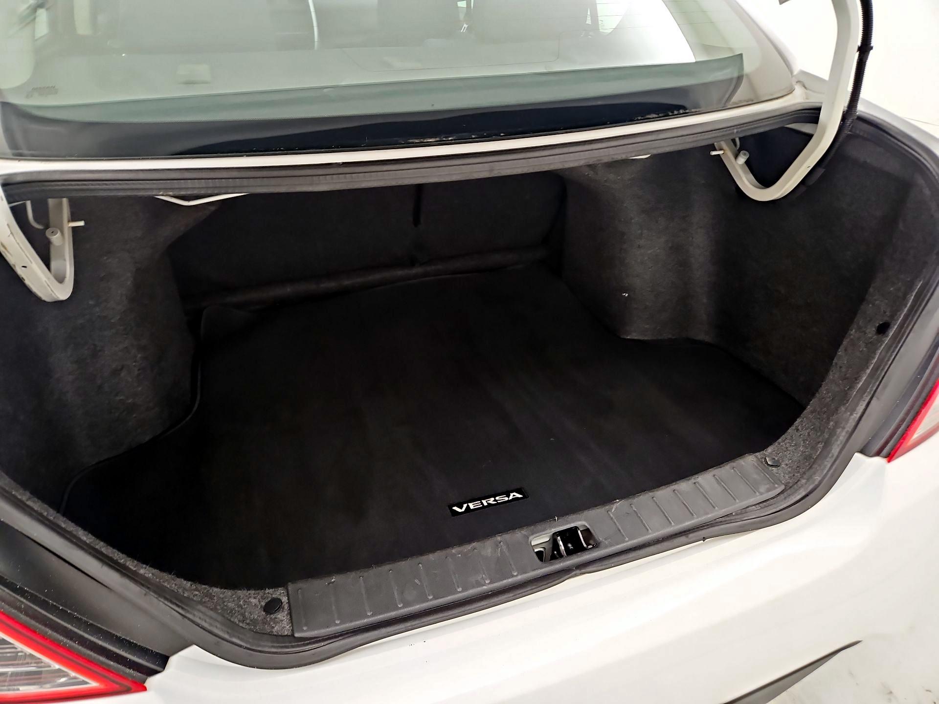 Thumbnail: 2019 Nissan Versa - 20