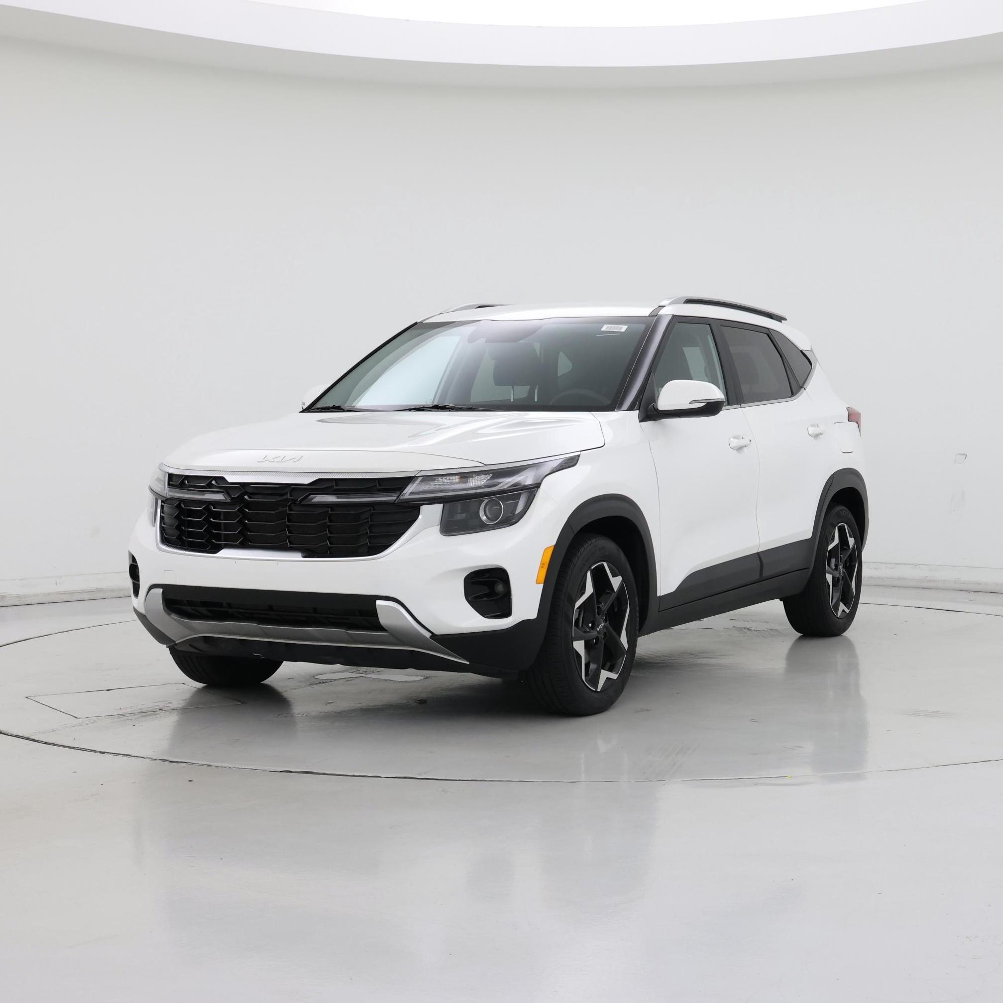 Thumbnail: 2024 Kia Seltos - 4