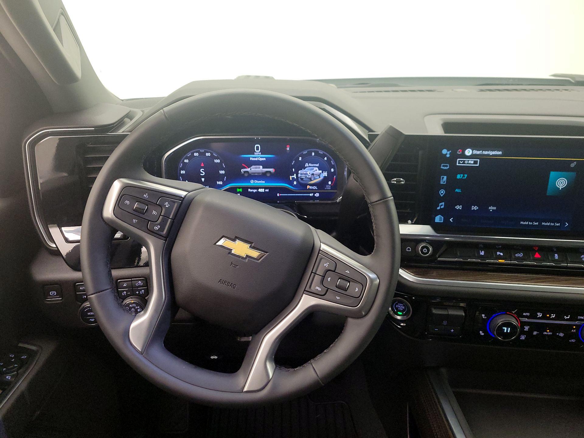 Thumbnail: 2025 Chevrolet Silverado 2500 - 10
