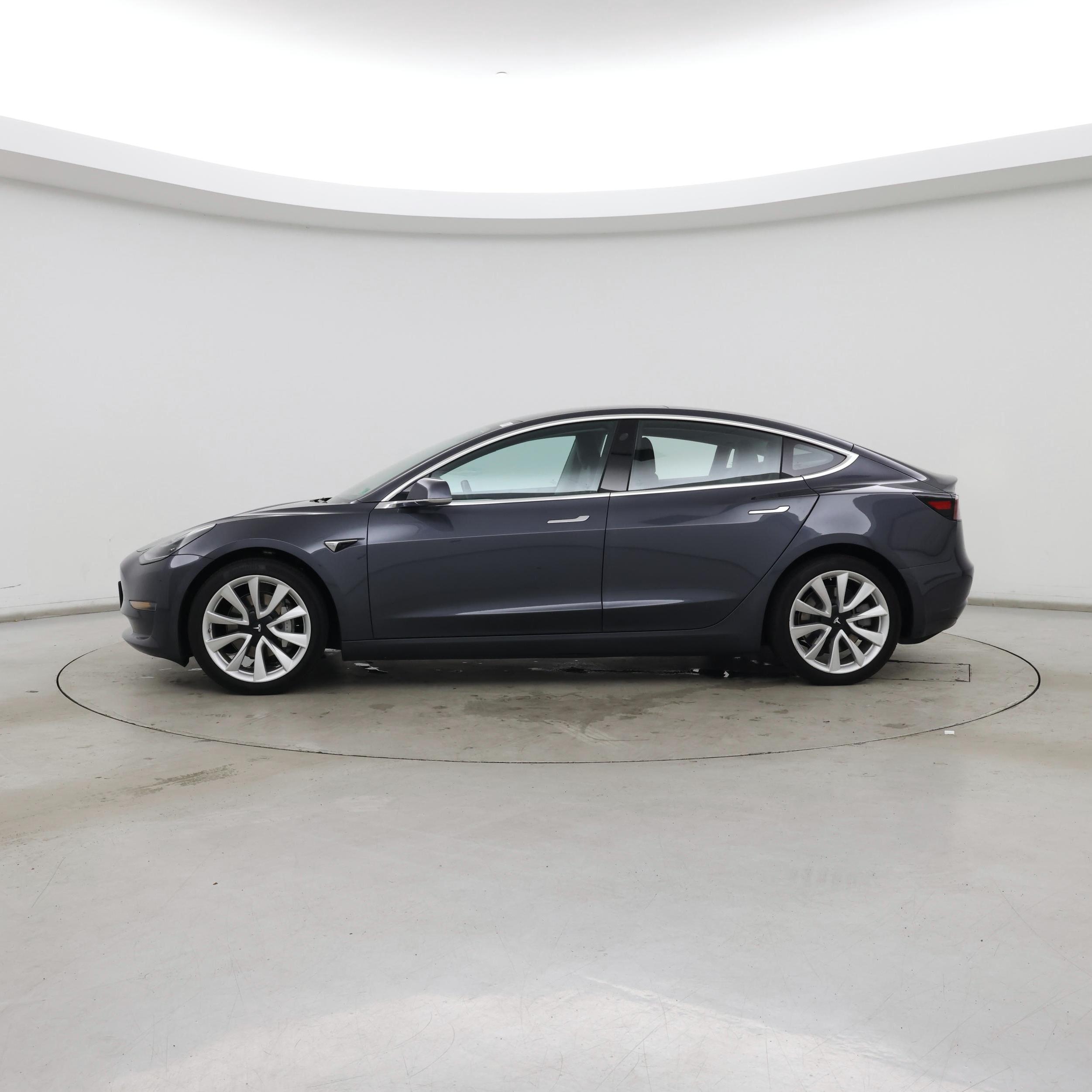 Thumbnail: 2018 Tesla Model 3 - 3
