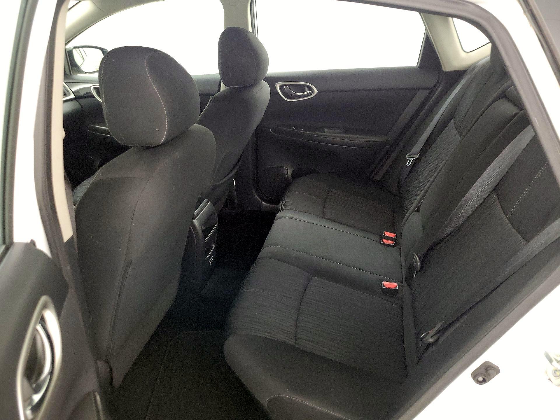 Thumbnail: 2017 Nissan Sentra - 19