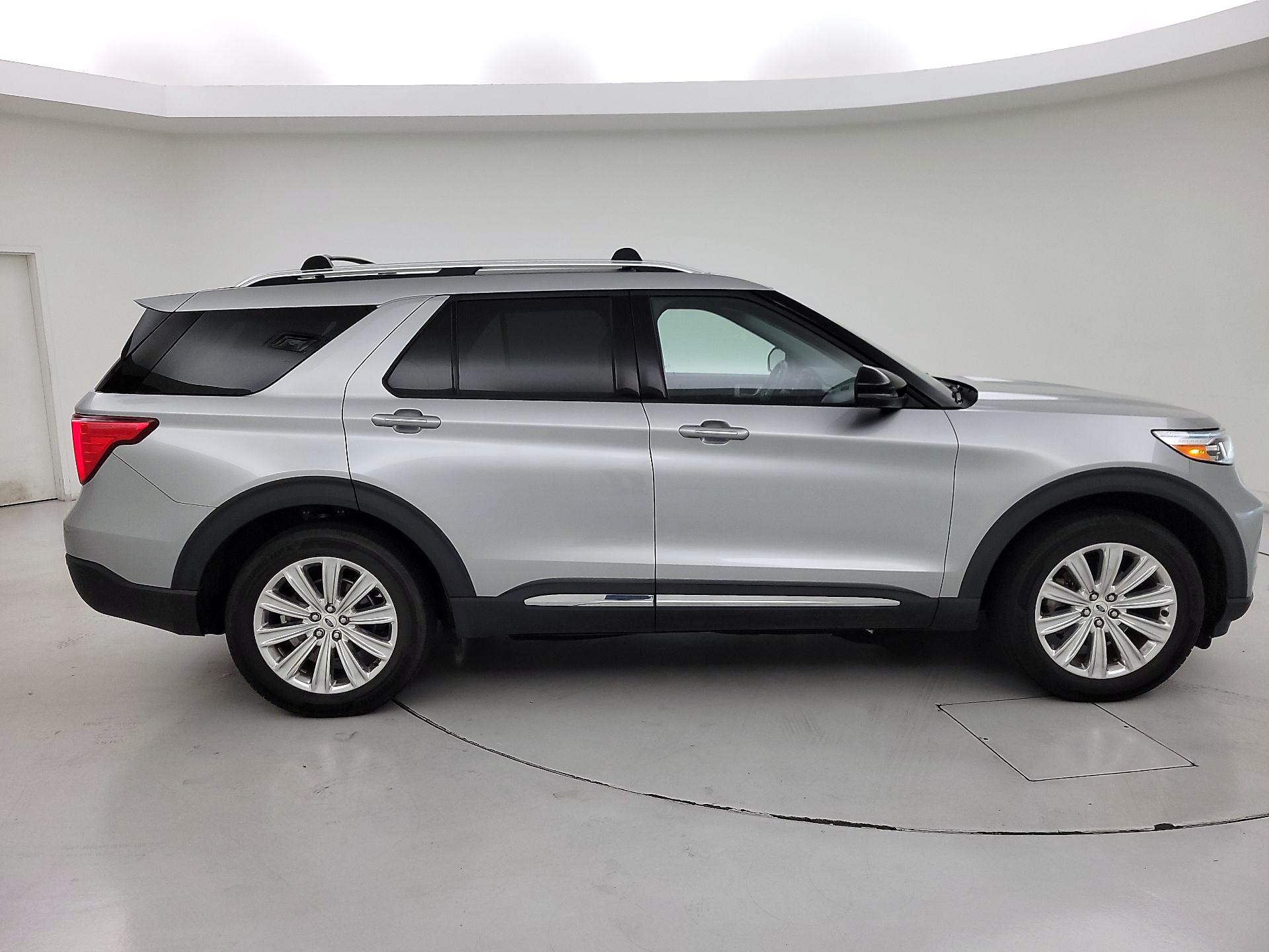 Thumbnail: 2020 Ford Explorer - 4