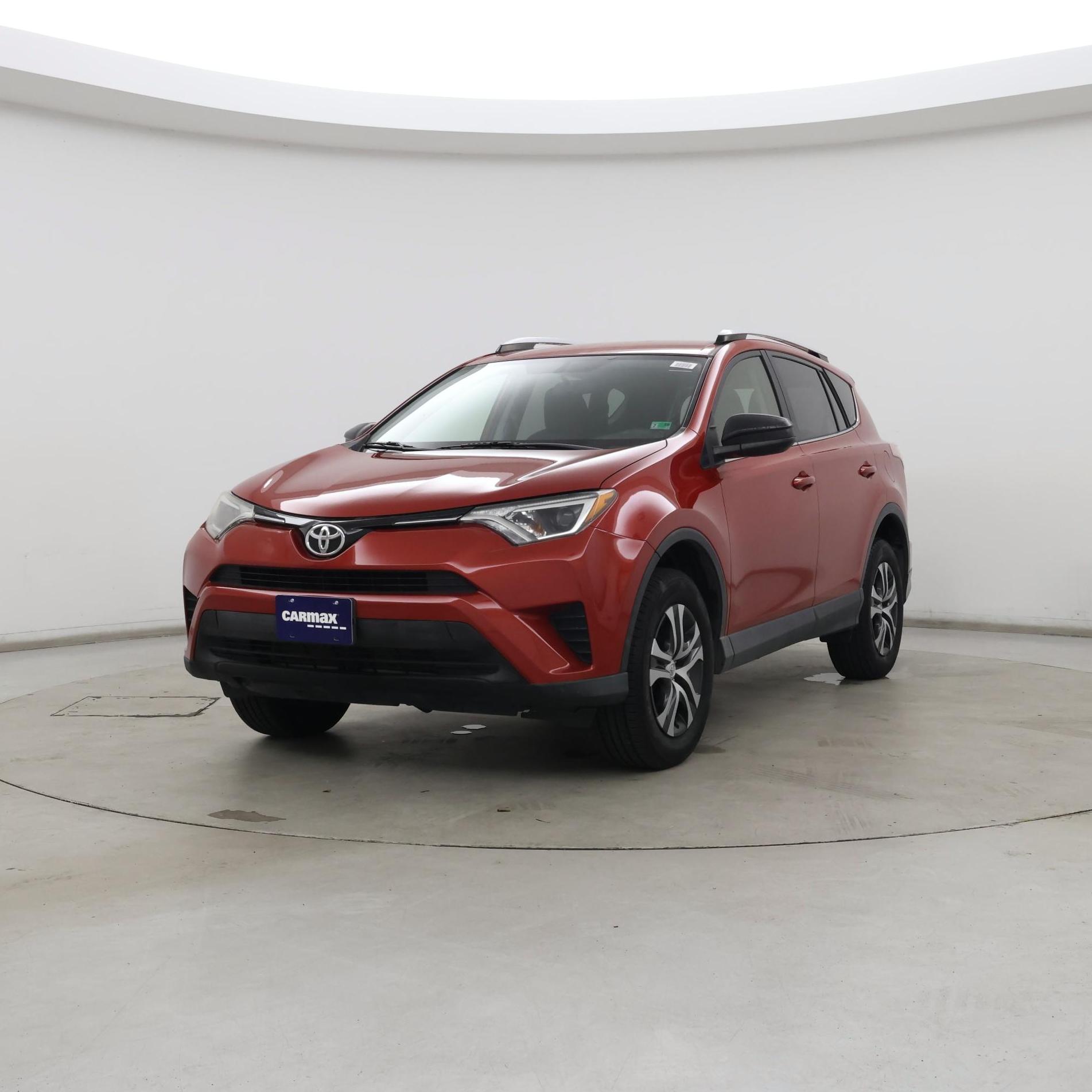 Thumbnail: 2016 Toyota RAV4 - 4