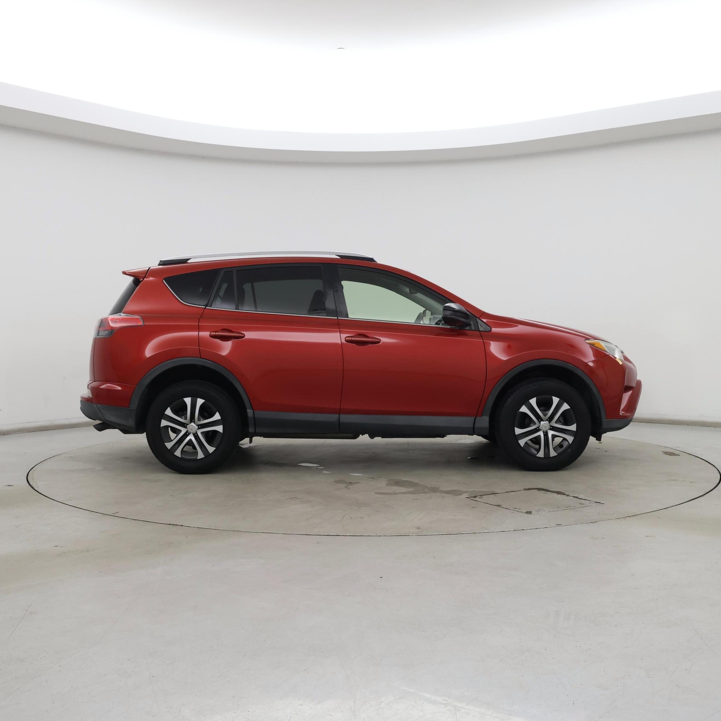 Thumbnail: 2016 Toyota RAV4 - 7
