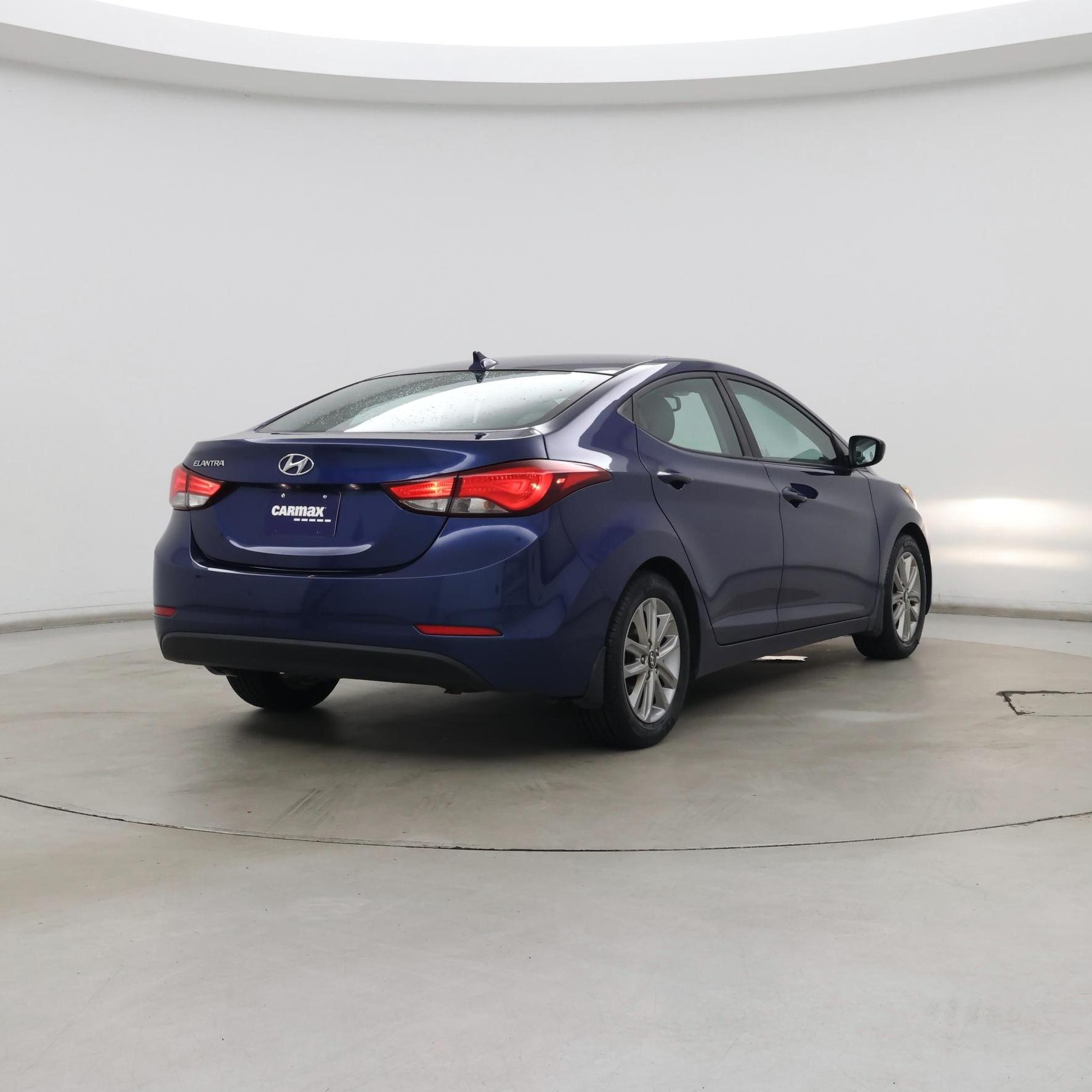 Thumbnail: 2015 Hyundai Elantra - 8