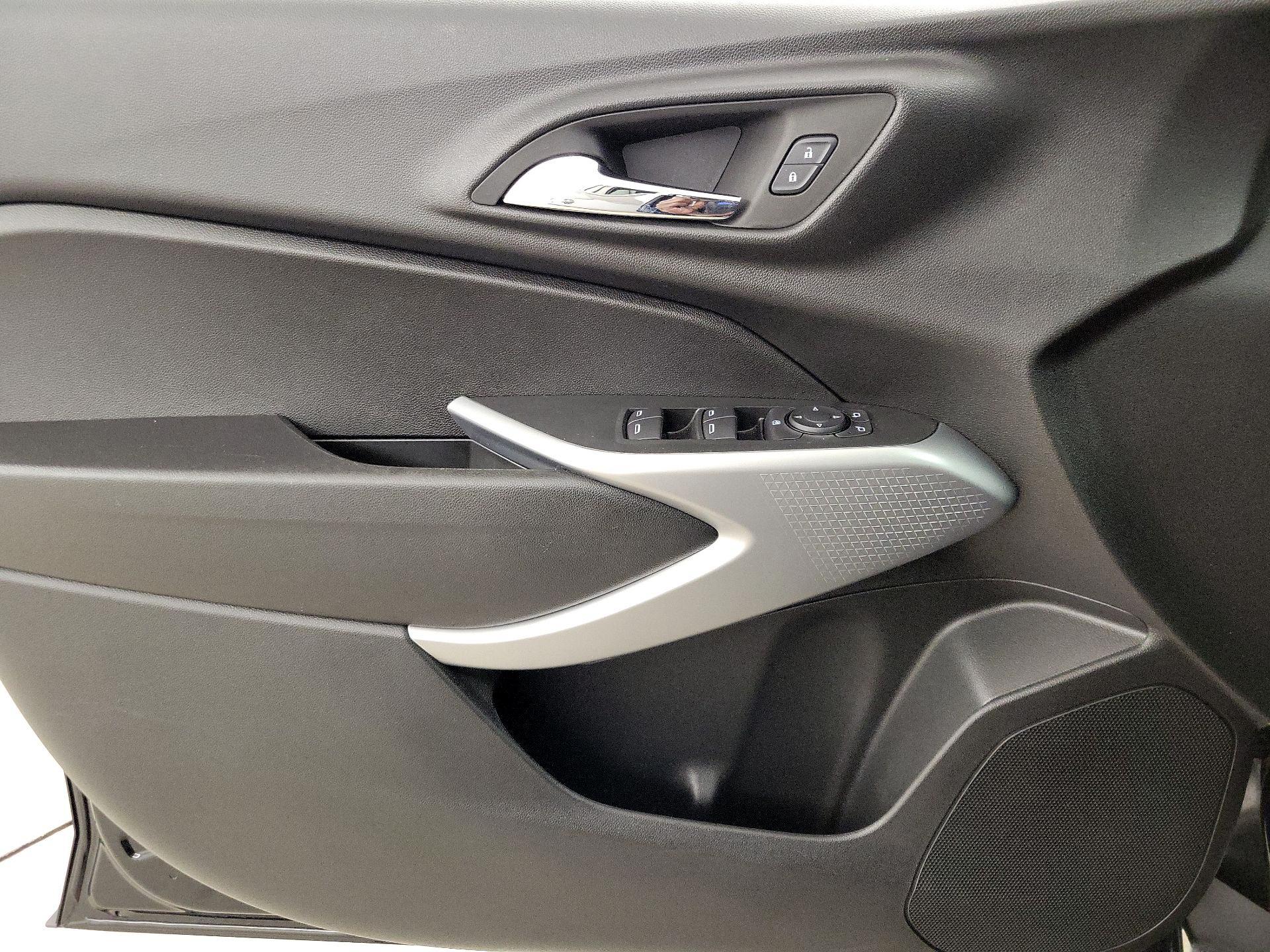 Thumbnail: 2024 Chevrolet Trax - 12