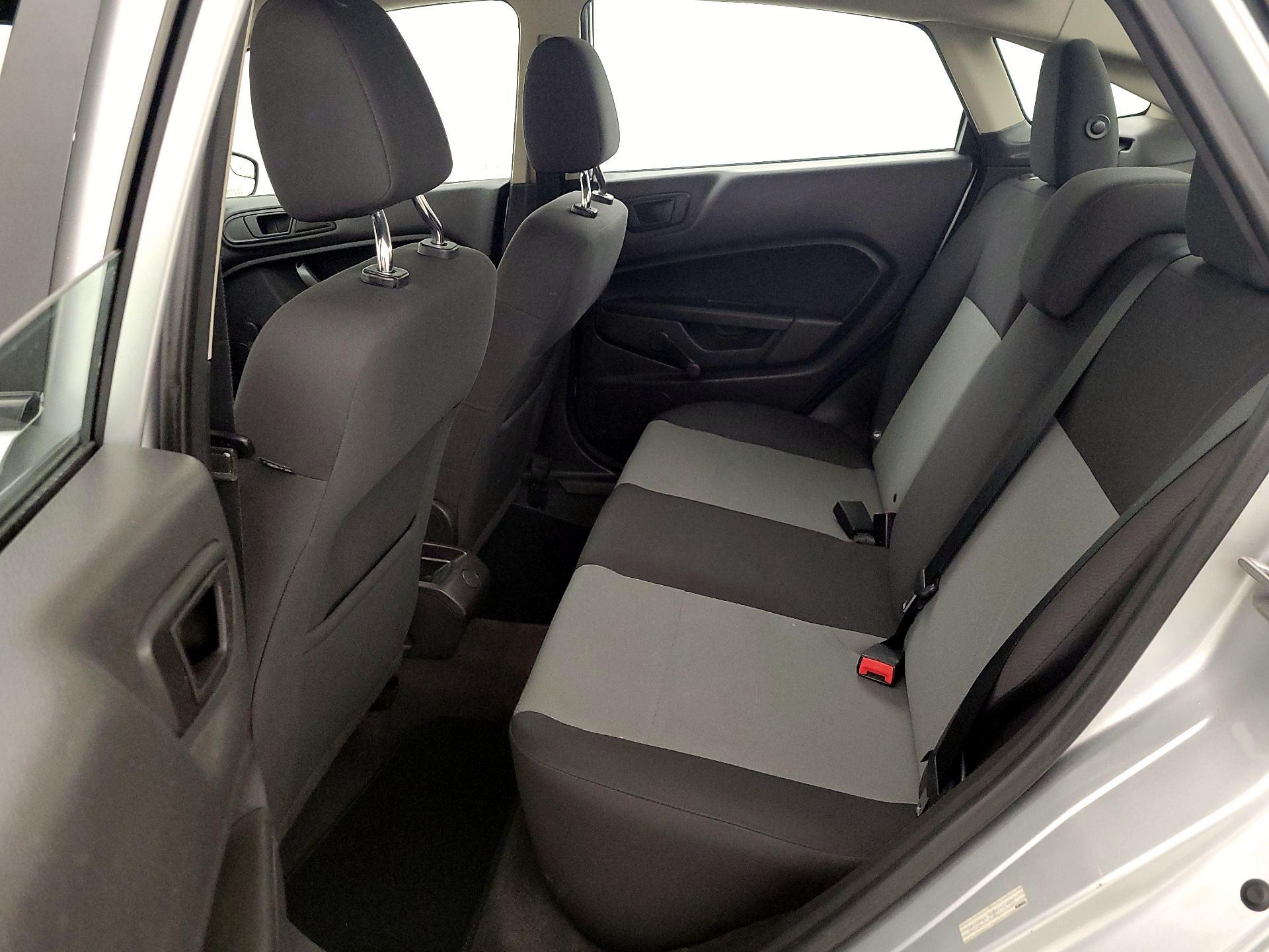 Thumbnail: 2016 Ford Fiesta - 18