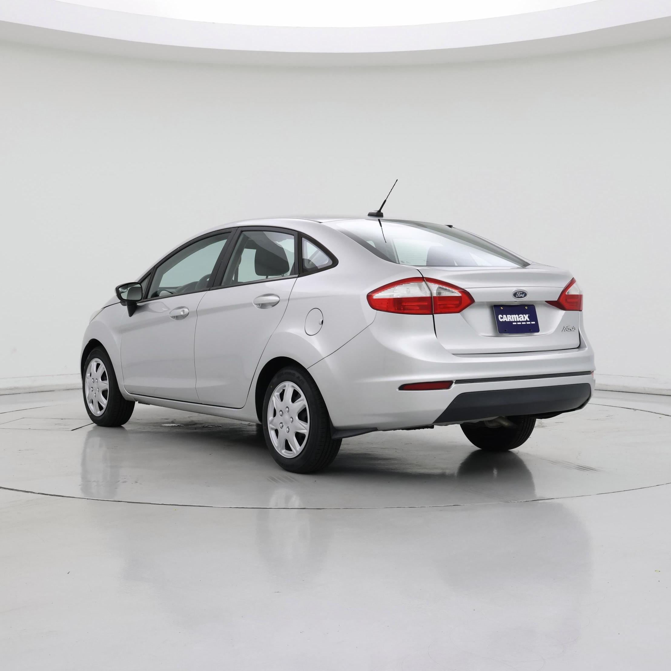 Thumbnail: 2016 Ford Fiesta - 2