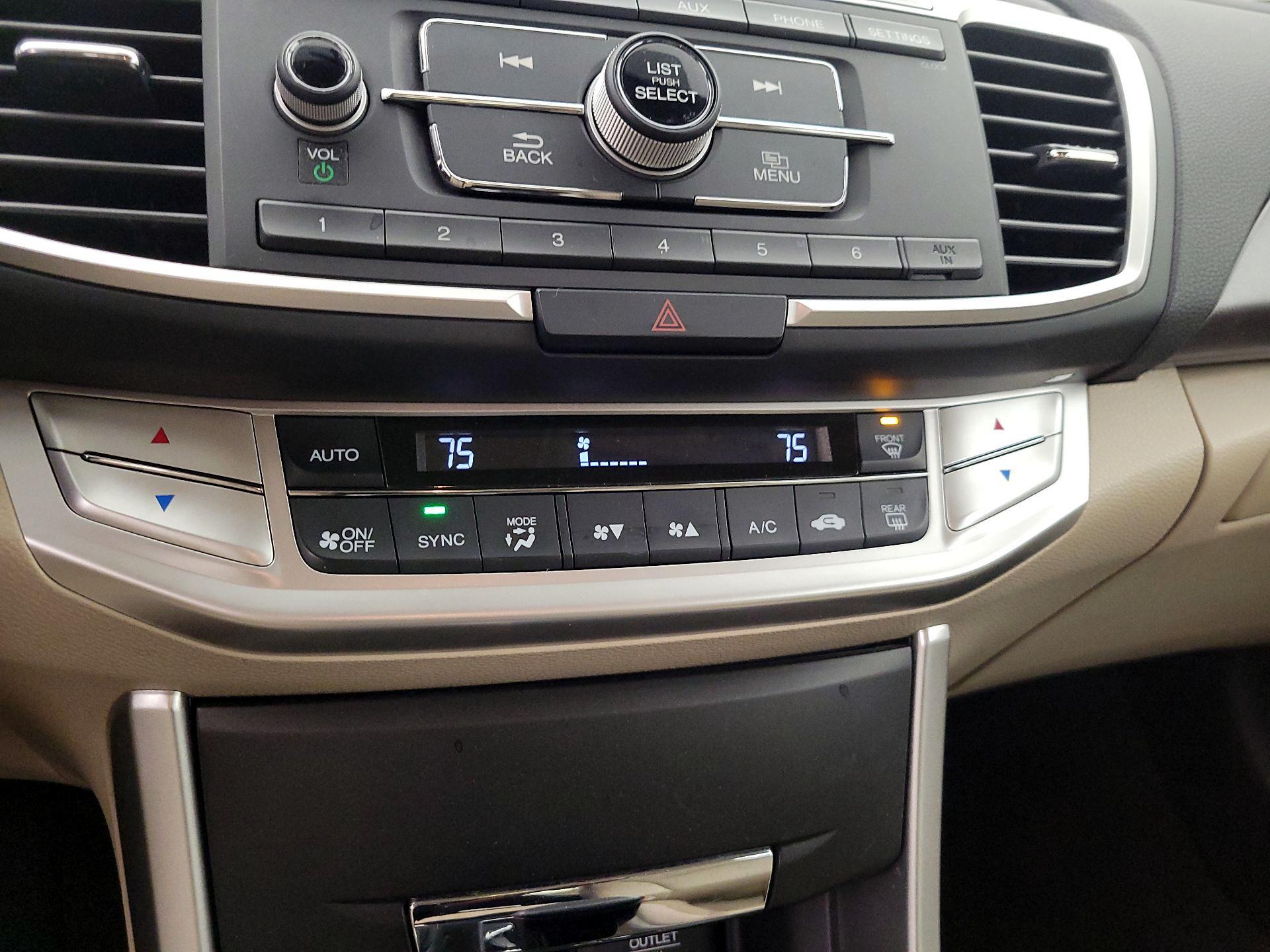 Thumbnail: 2014 Honda Accord - 16