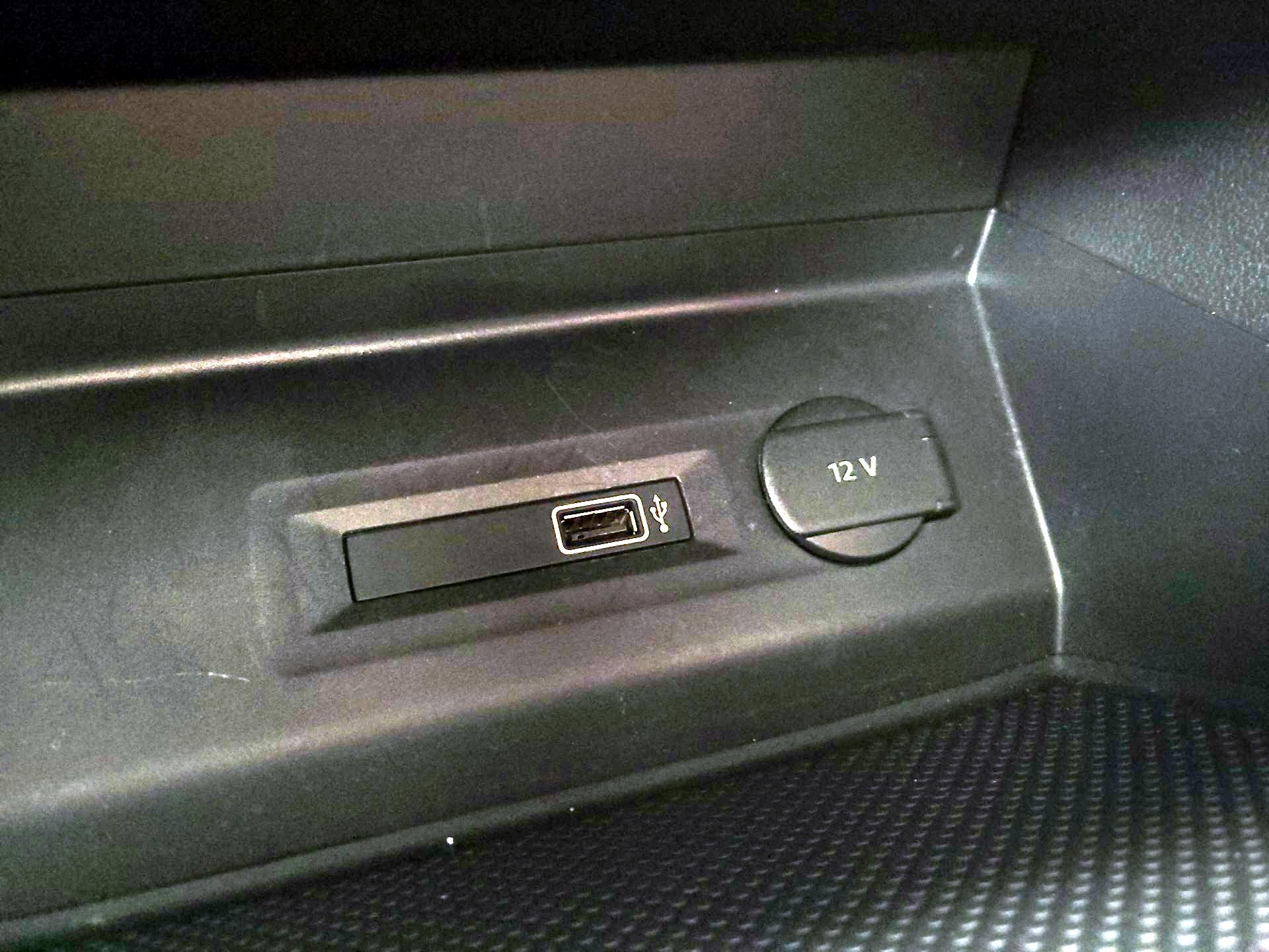 Thumbnail: 2018 Volkswagen Atlas - 18