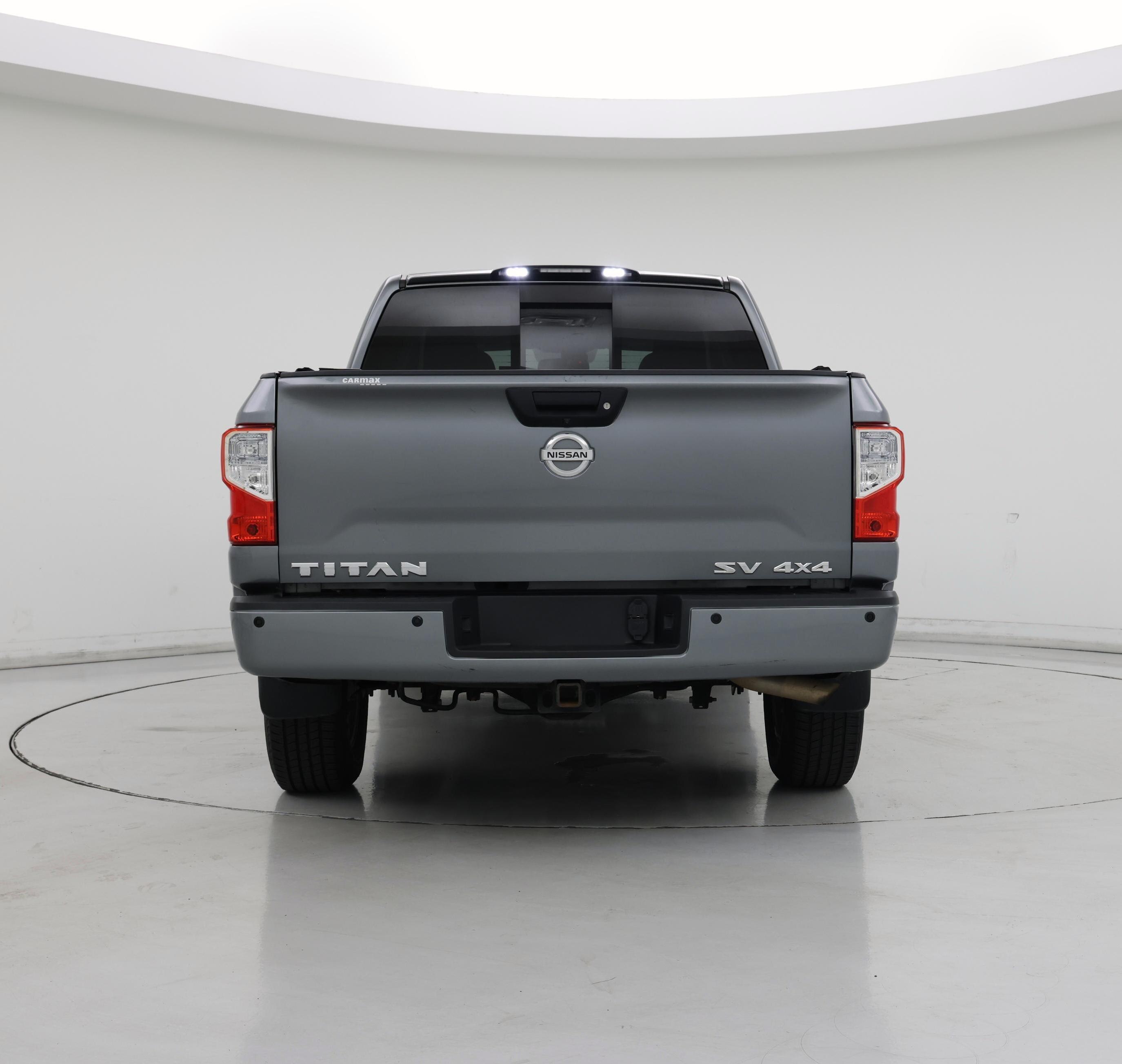 Thumbnail: 2017 Nissan Titan - 6