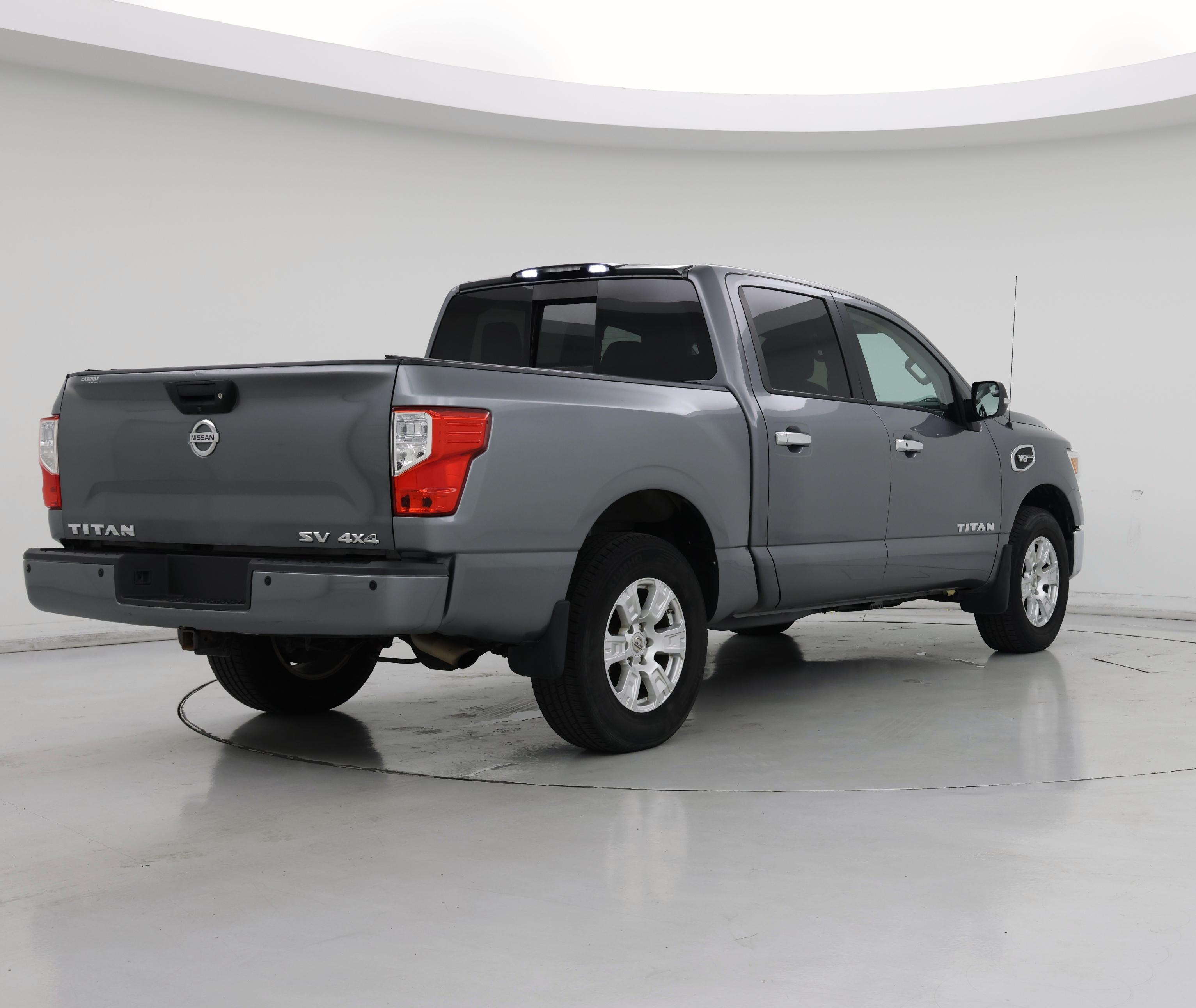 Thumbnail: 2017 Nissan Titan - 8