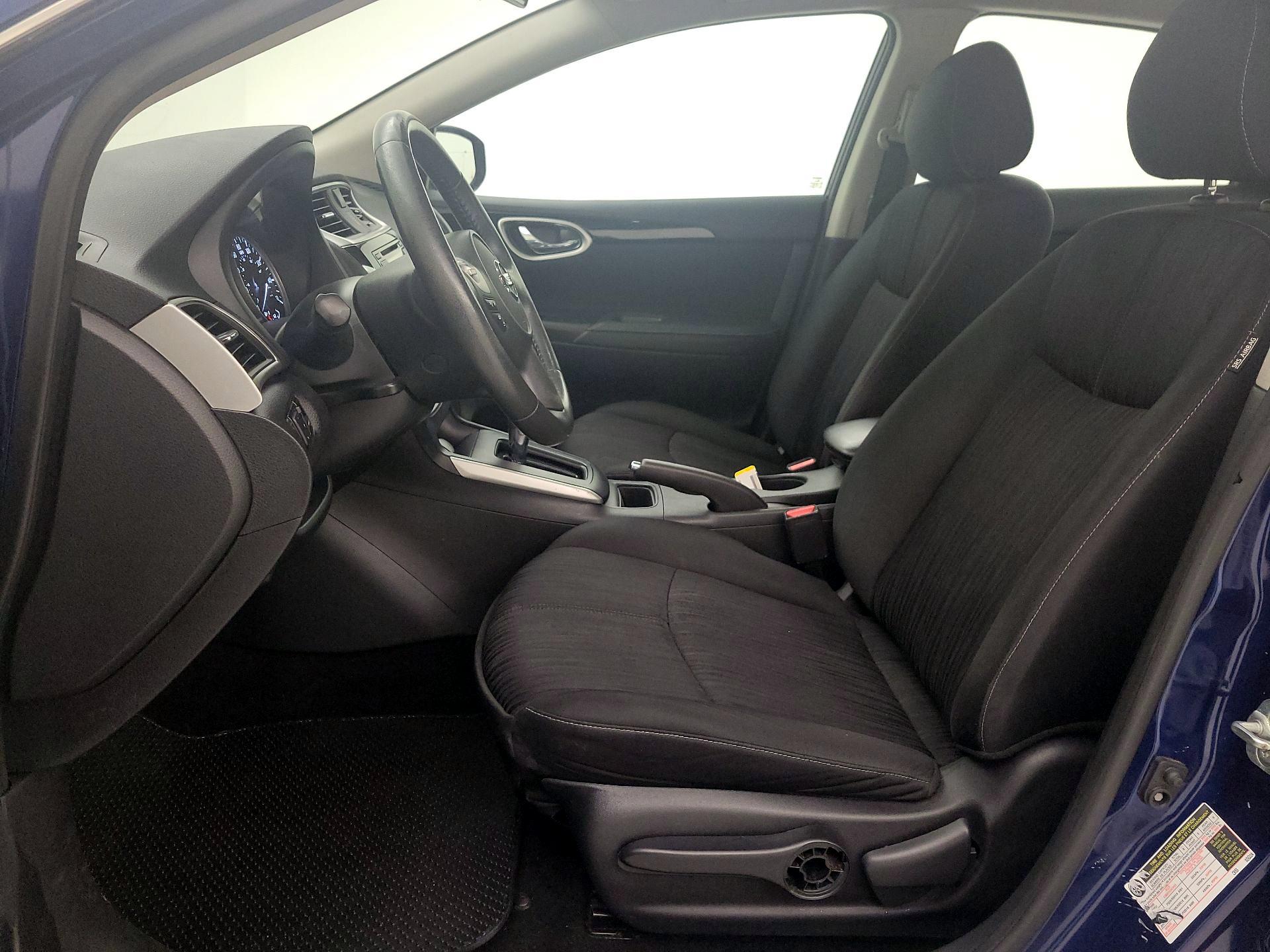 Thumbnail: 2018 Nissan Sentra - 11