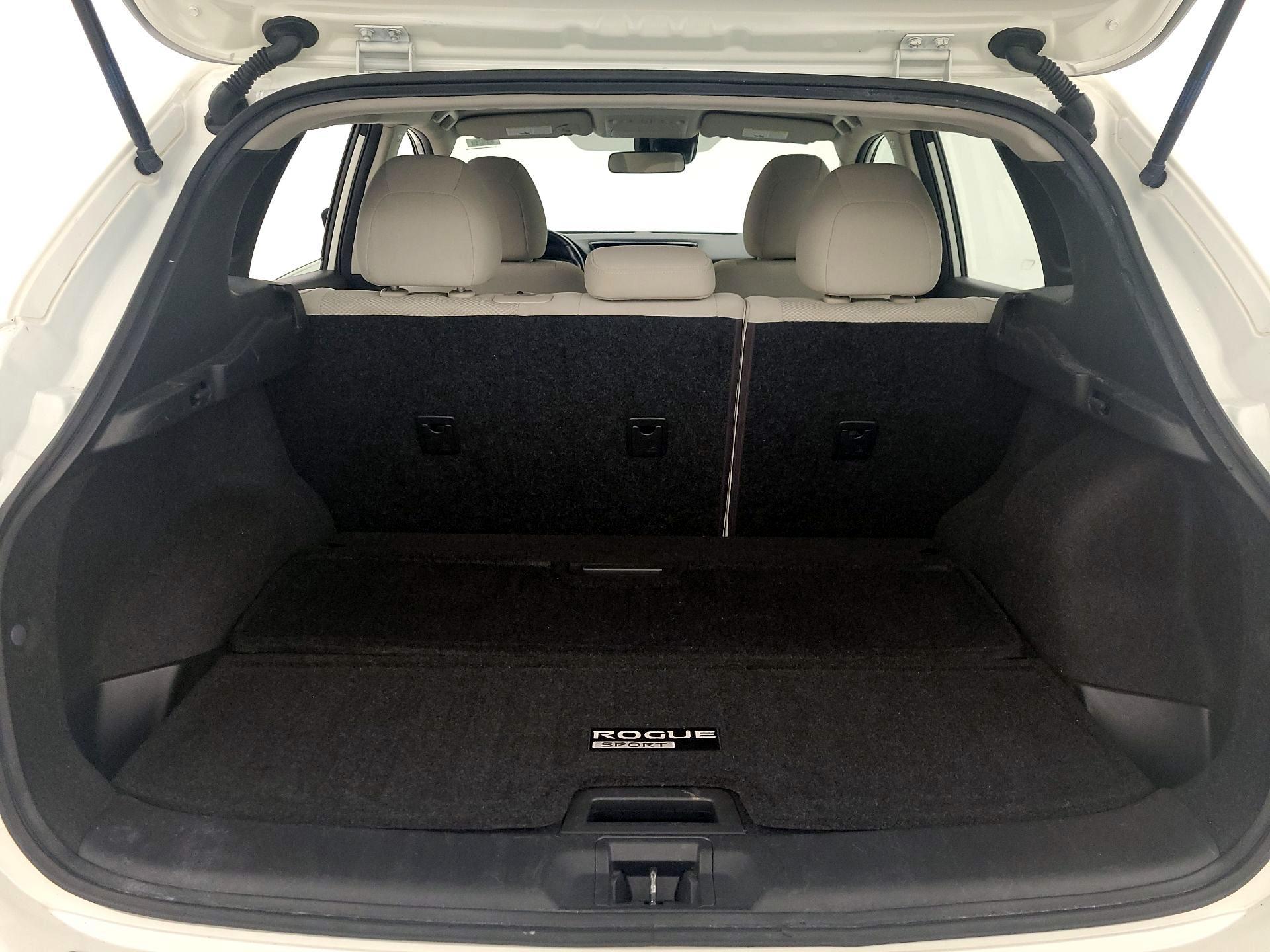 Thumbnail: 2019 Nissan Rogue Sport - 20