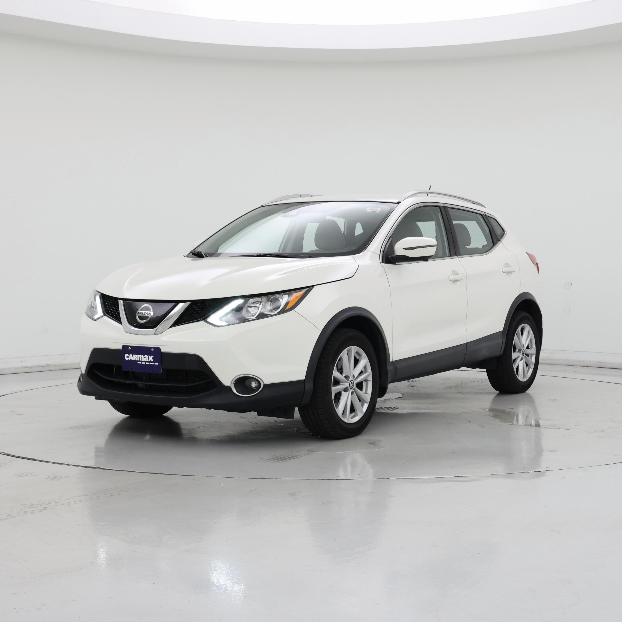 Thumbnail: 2019 Nissan Rogue Sport - 4