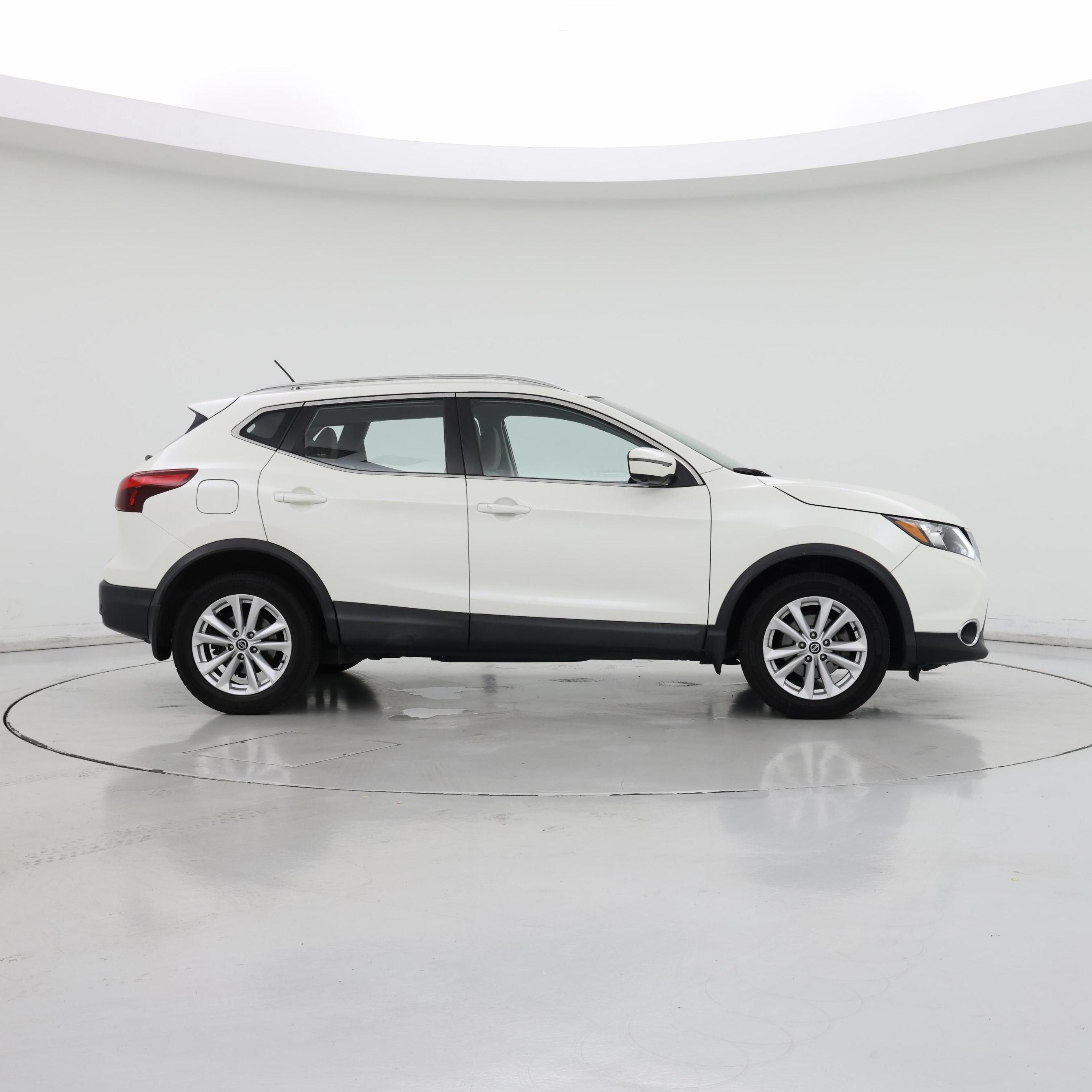 Thumbnail: 2019 Nissan Rogue Sport - 7