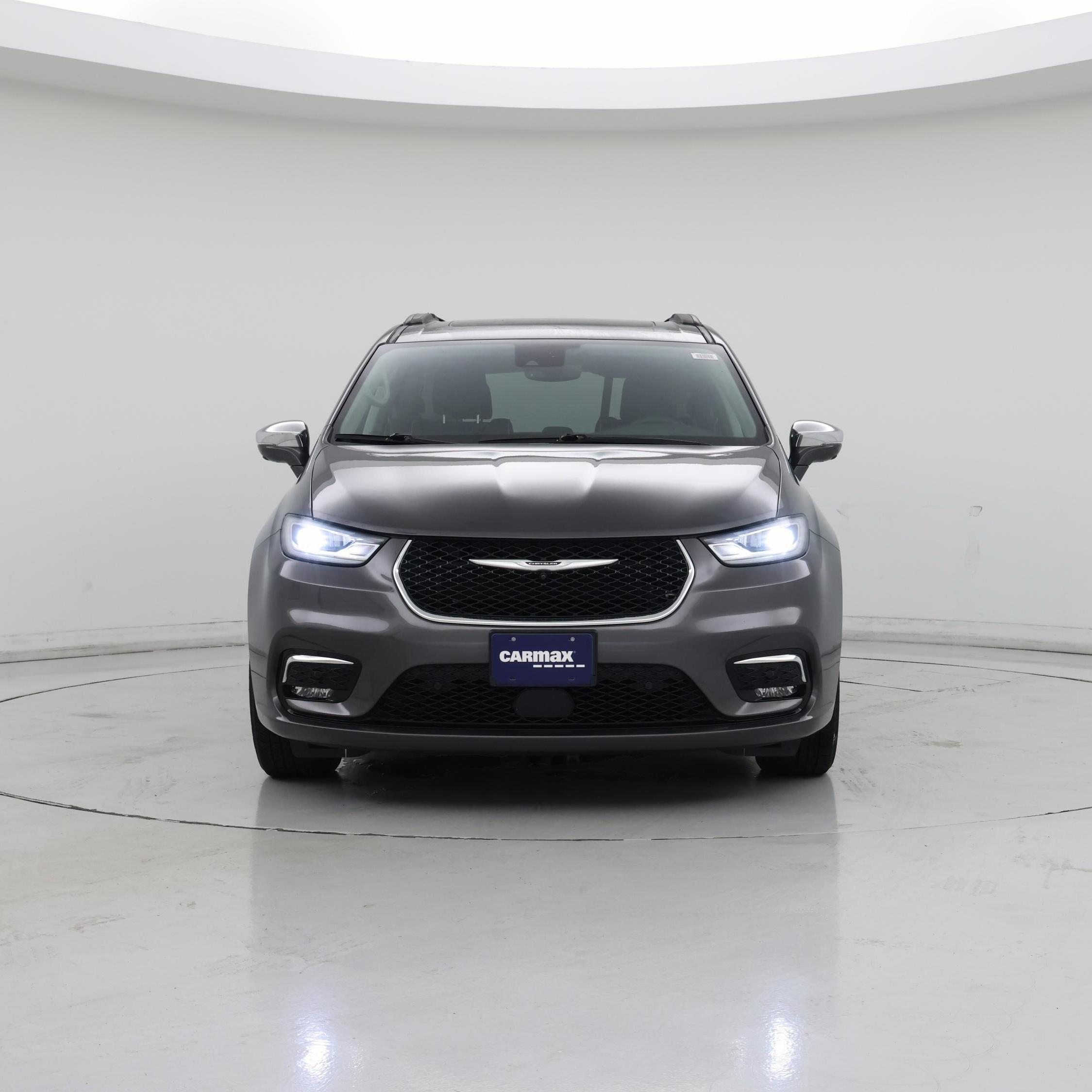 Thumbnail: 2022 Chrysler Pacifica - 5