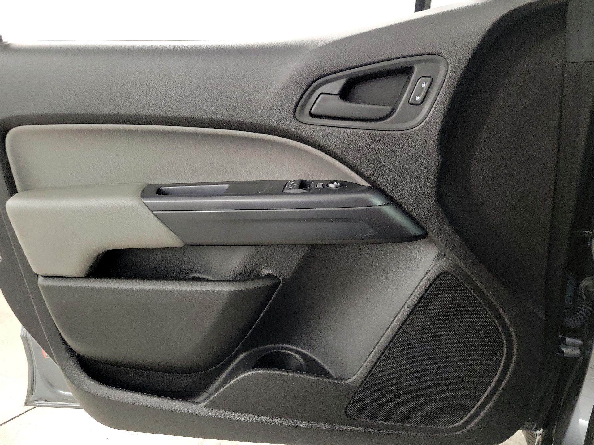 Thumbnail: 2019 Chevrolet Colorado - 12