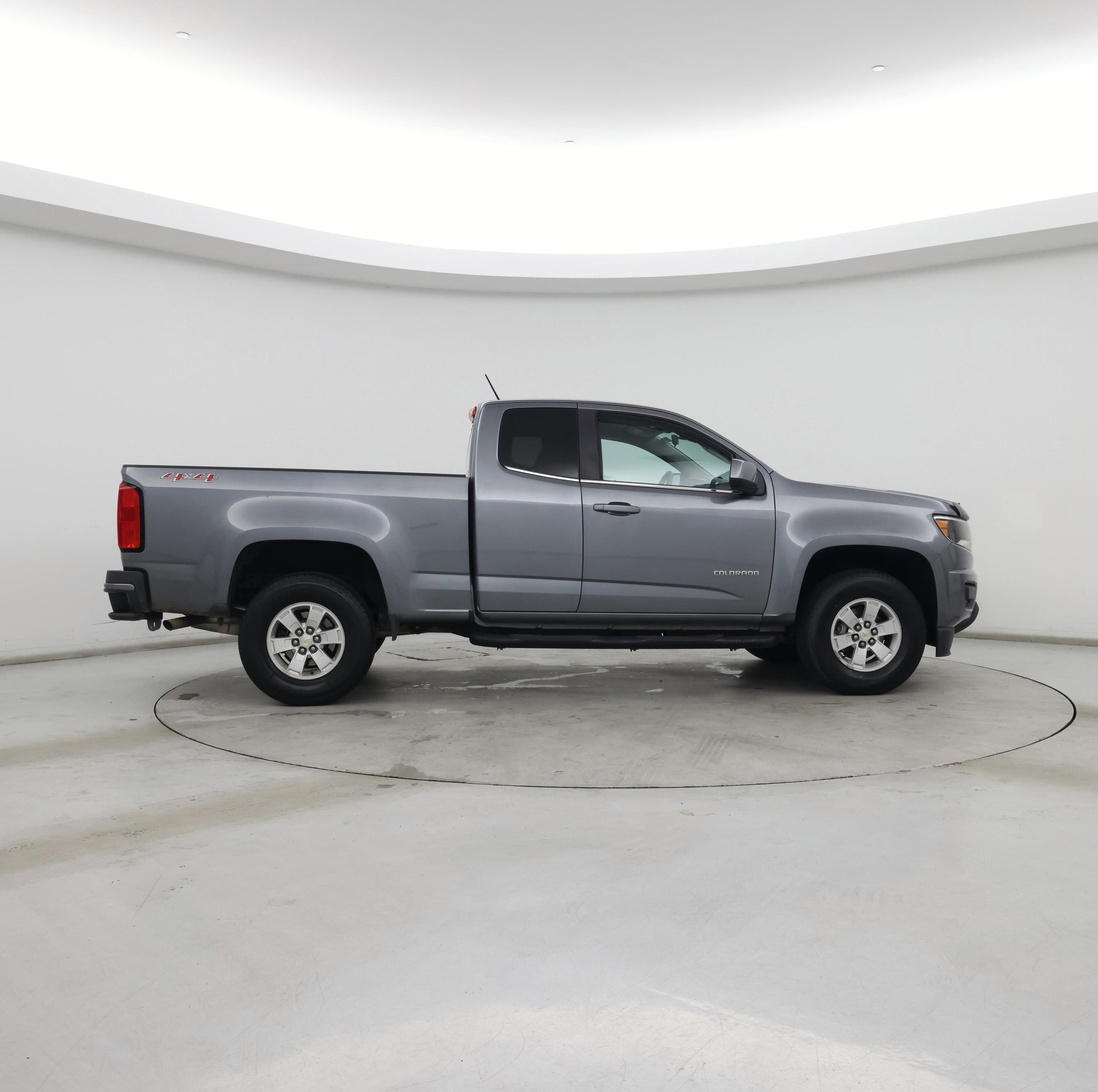 Thumbnail: 2019 Chevrolet Colorado - 7