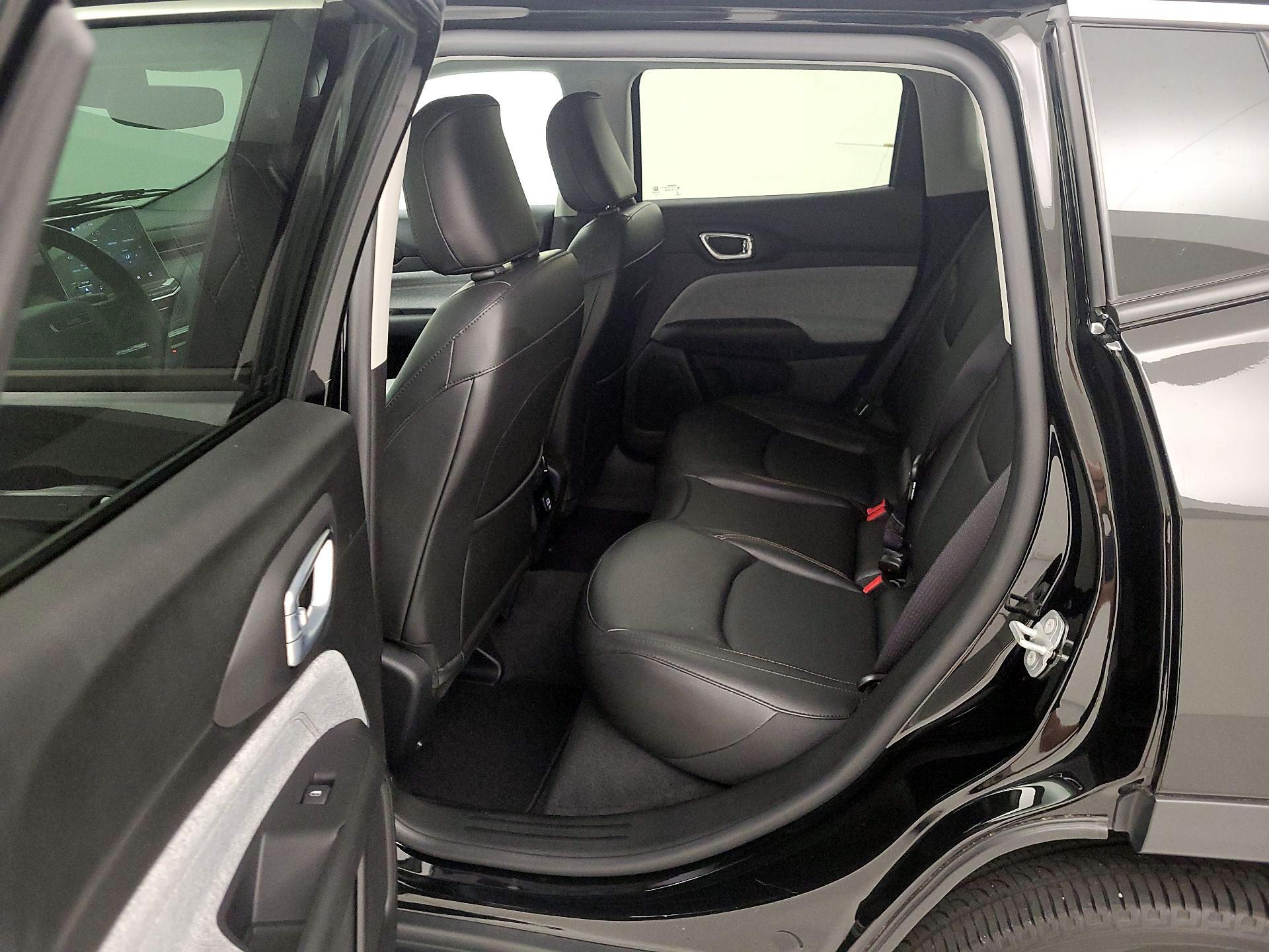 Thumbnail: 2022 Jeep Compass - 19