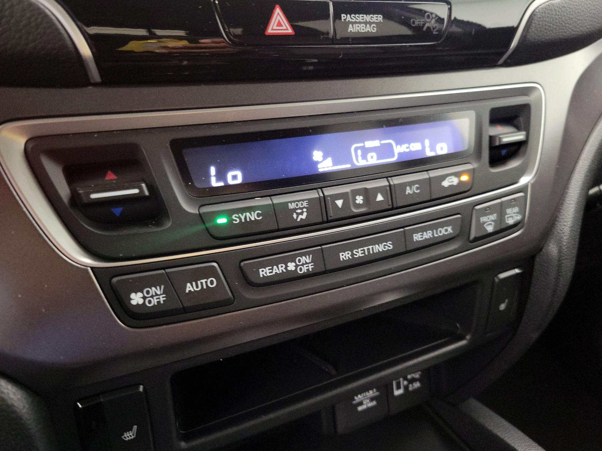 Thumbnail: 2020 Honda Pilot - 14