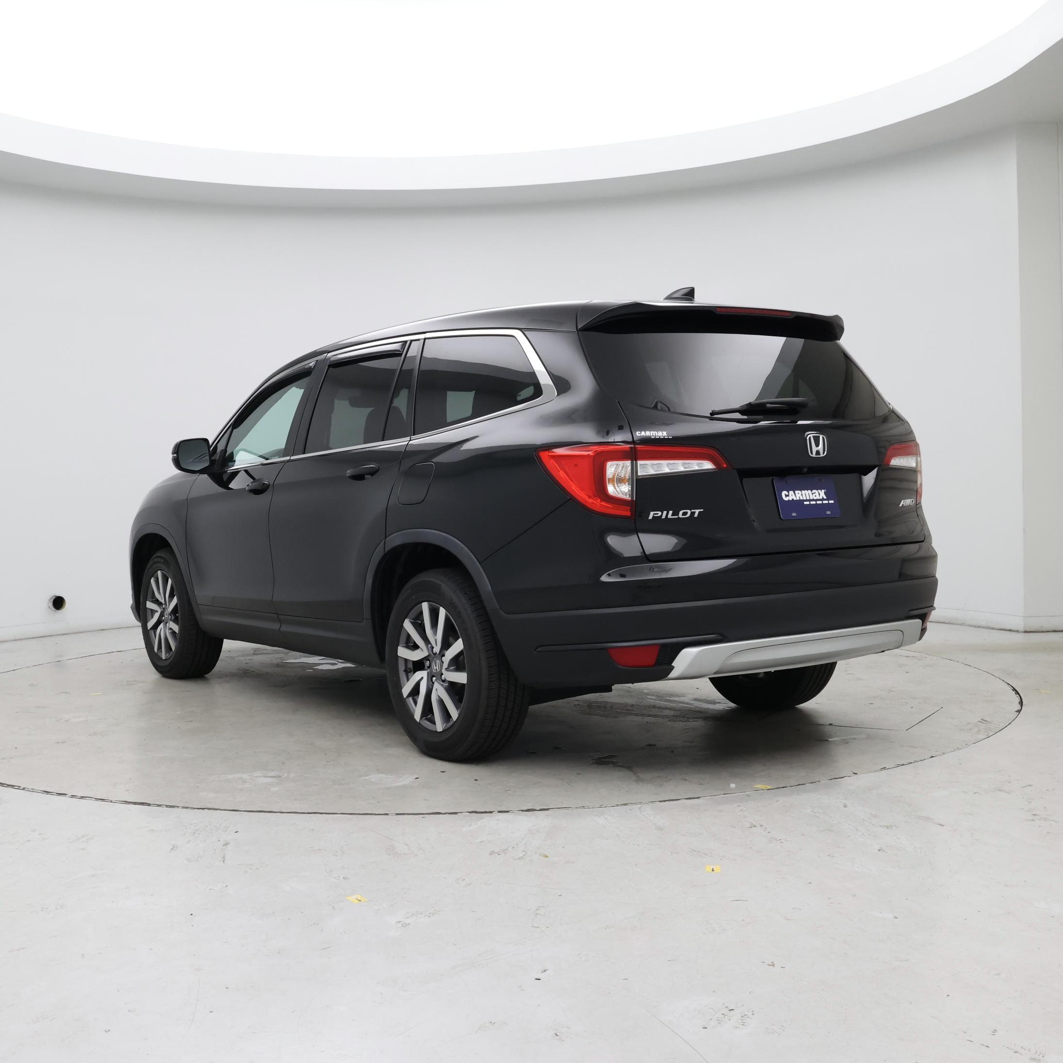 Thumbnail: 2020 Honda Pilot - 2