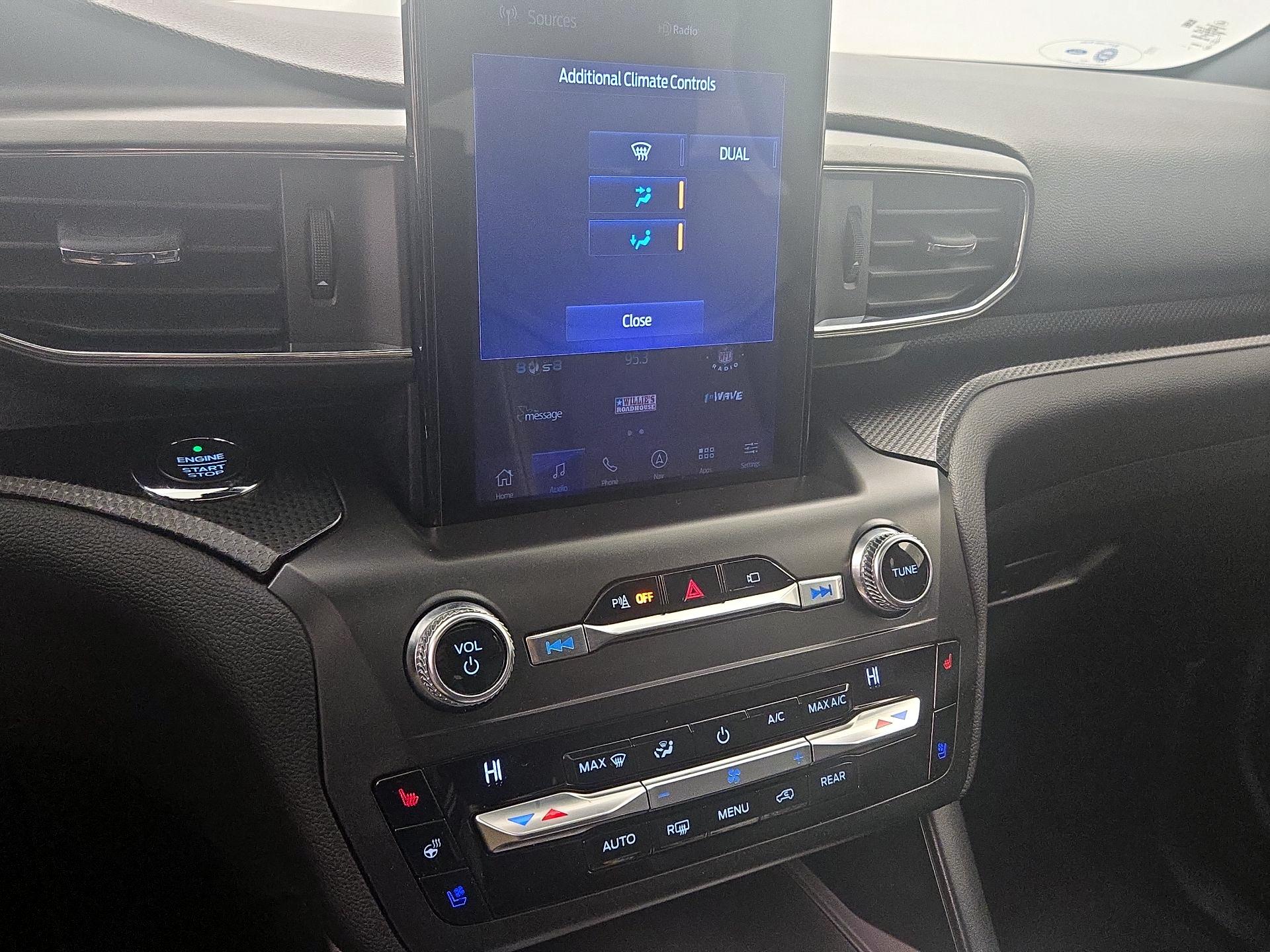 Thumbnail: 2020 Ford Explorer - 17