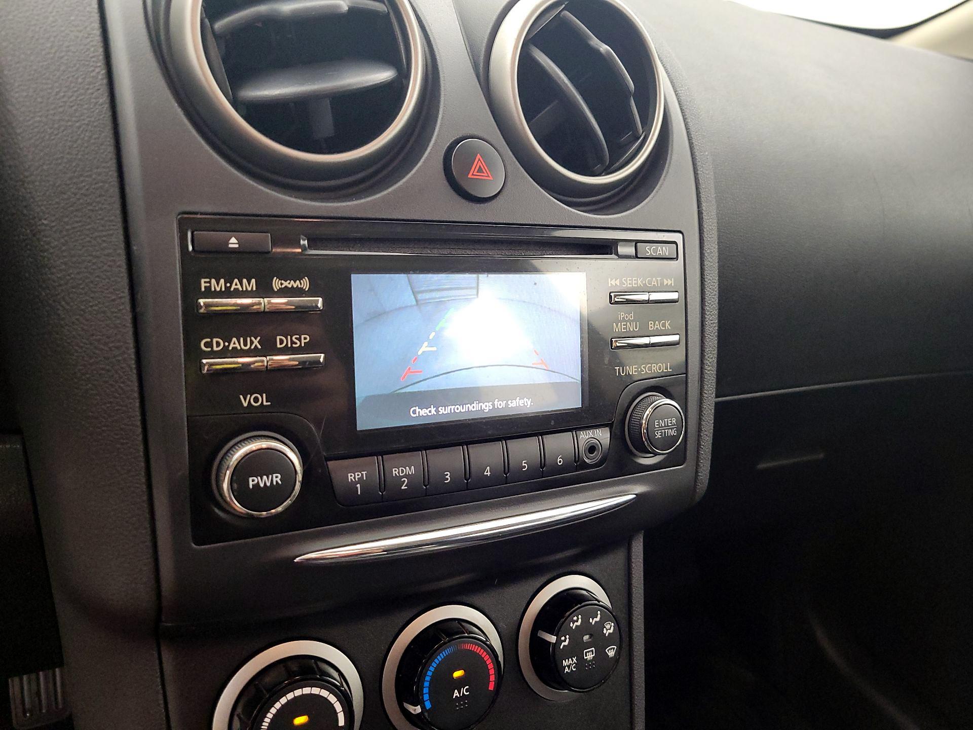 Thumbnail: 2014 Nissan Rogue - 14