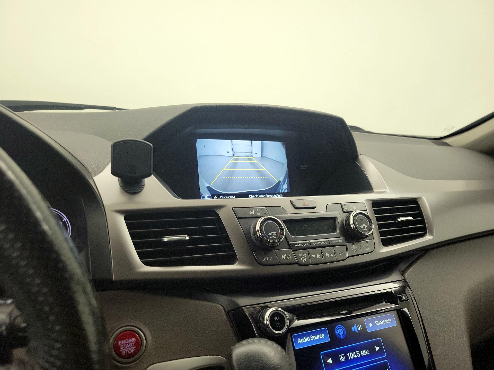 Thumbnail: 2016 Honda Odyssey - 15