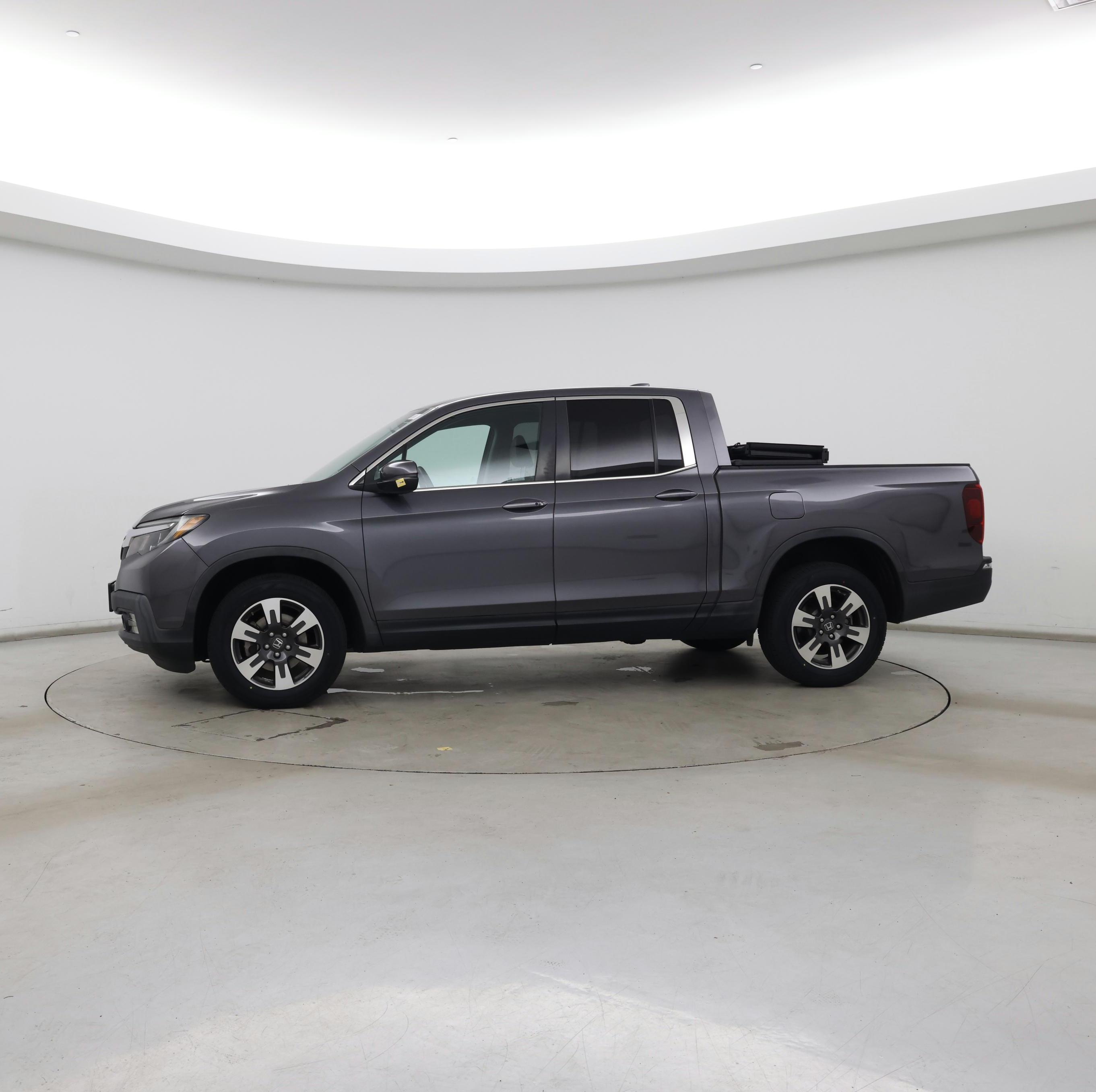 Thumbnail: 2018 Honda Ridgeline - 3