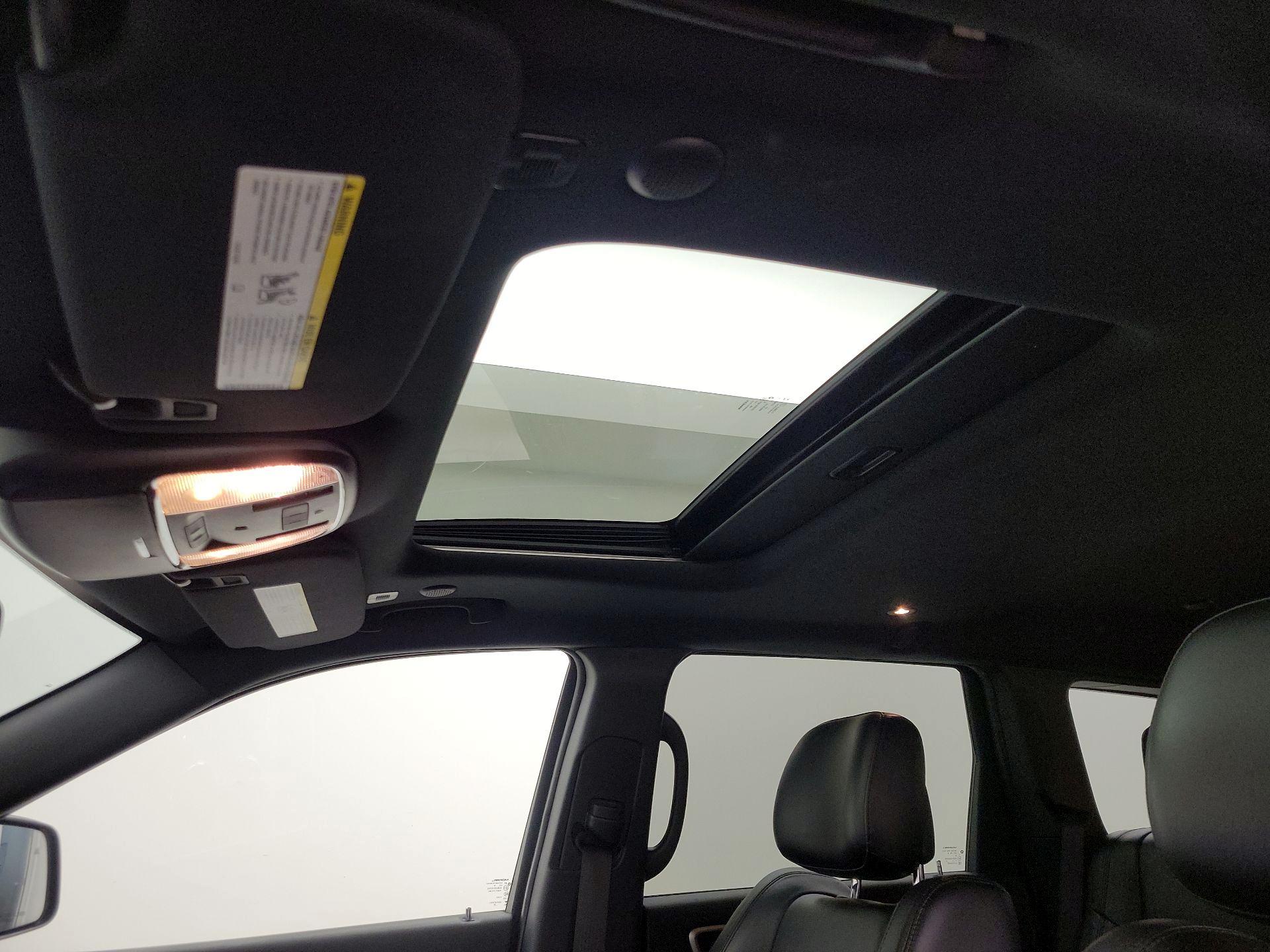 Thumbnail: 2019 Jeep Grand Cherokee - 20