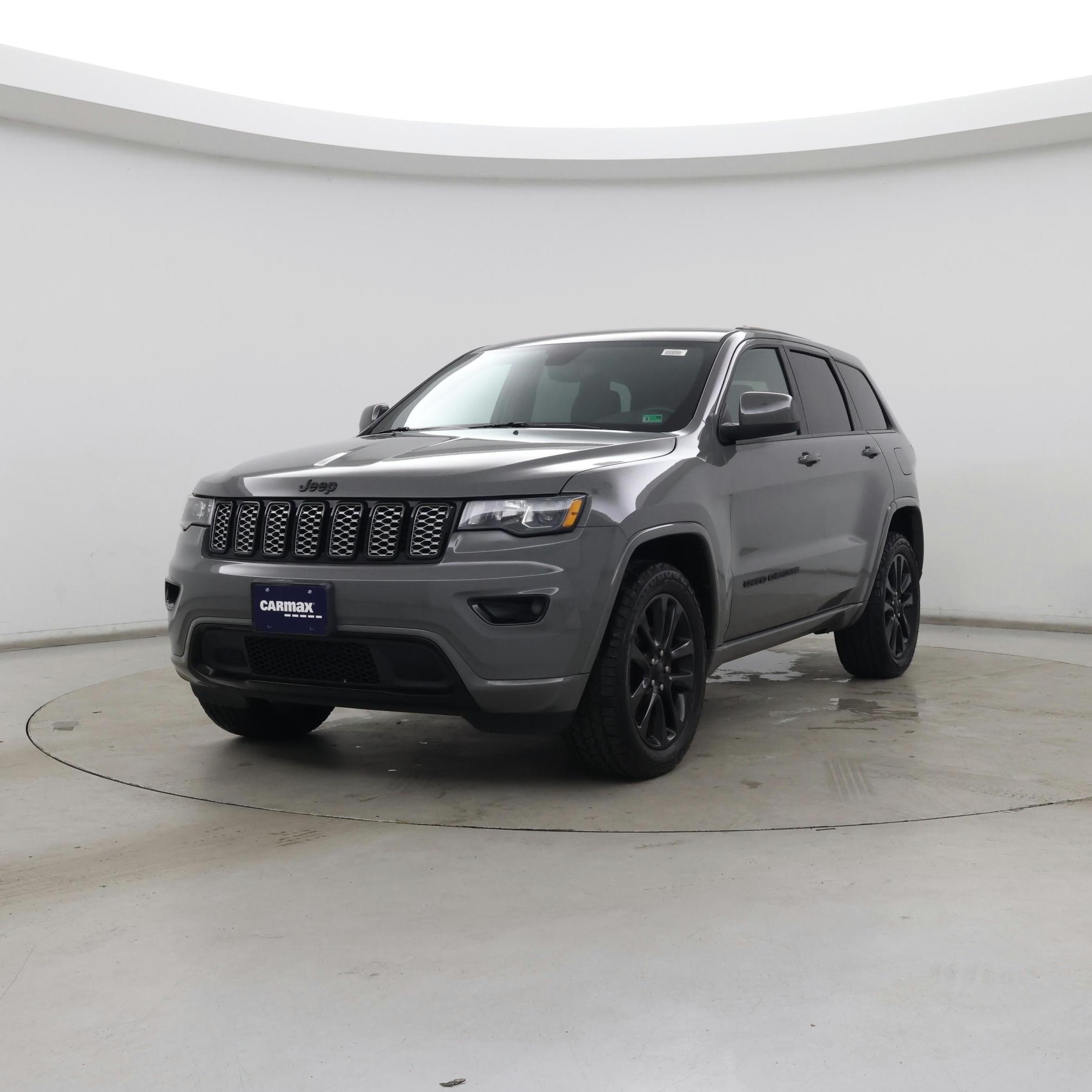 Thumbnail: 2019 Jeep Grand Cherokee - 4