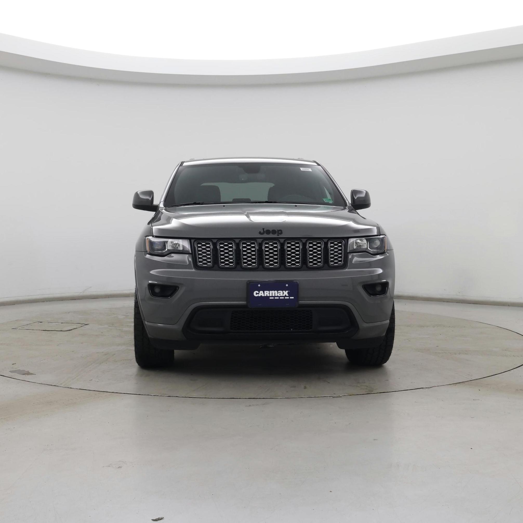 Thumbnail: 2019 Jeep Grand Cherokee - 5