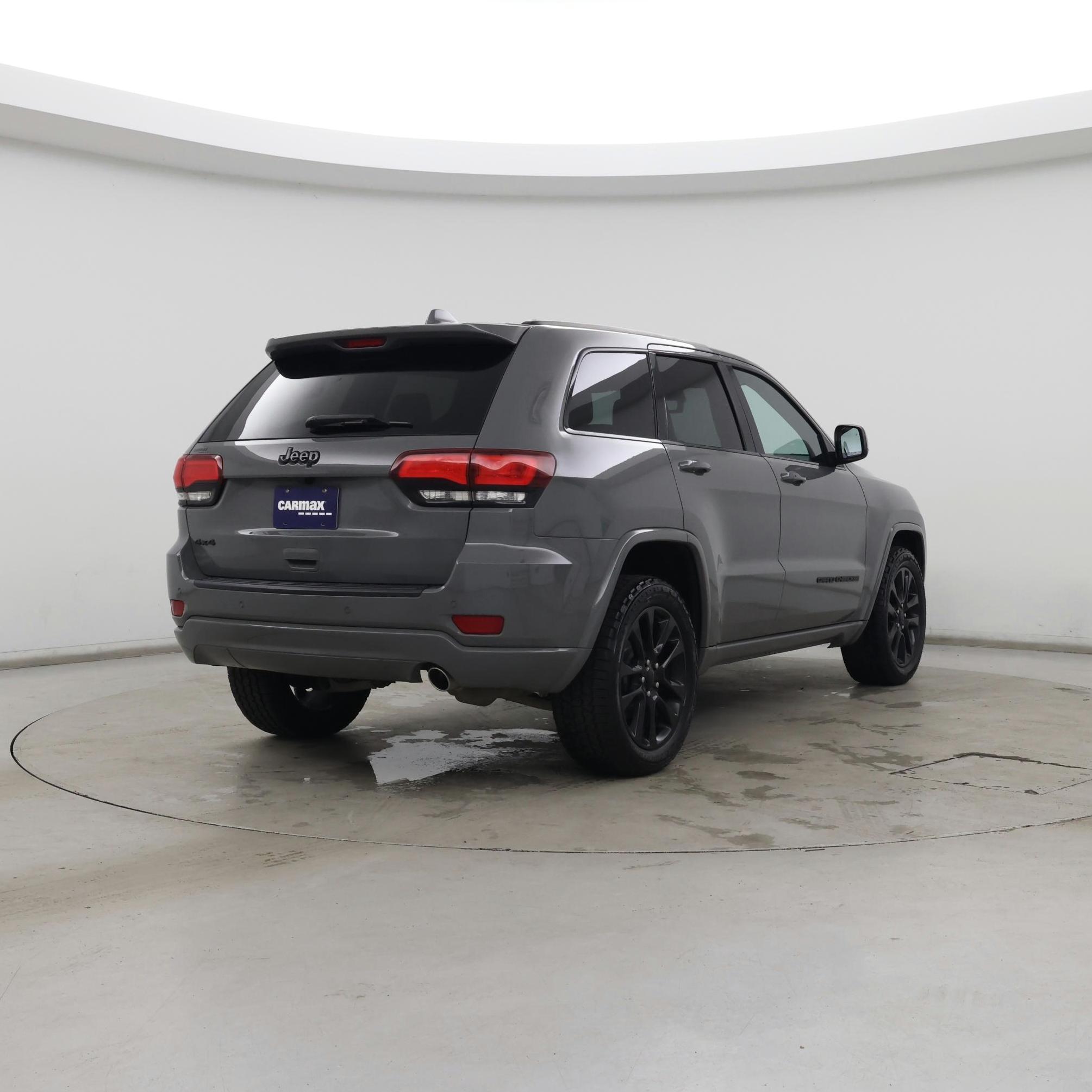 Thumbnail: 2019 Jeep Grand Cherokee - 8