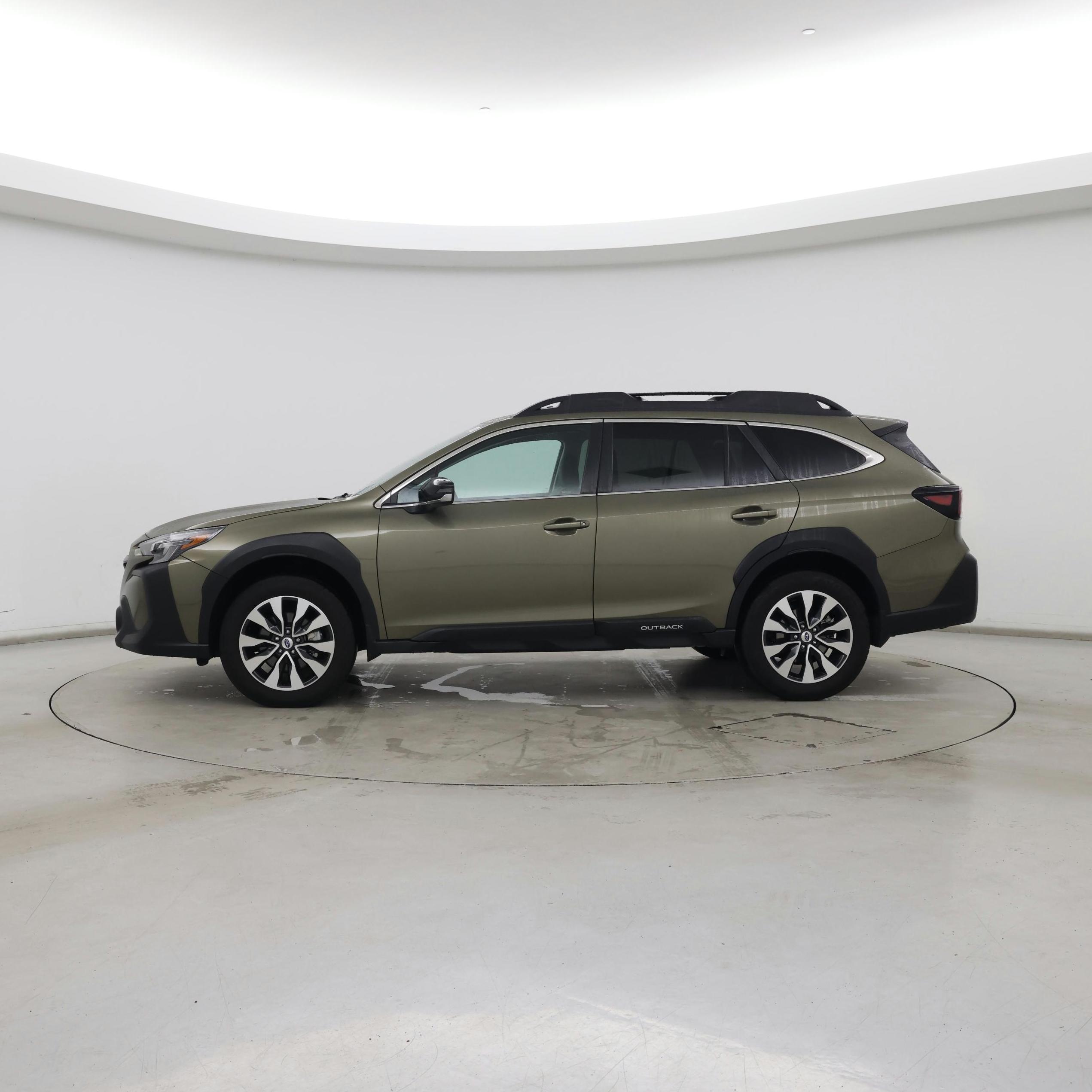 Thumbnail: 2023 Subaru Outback - 3