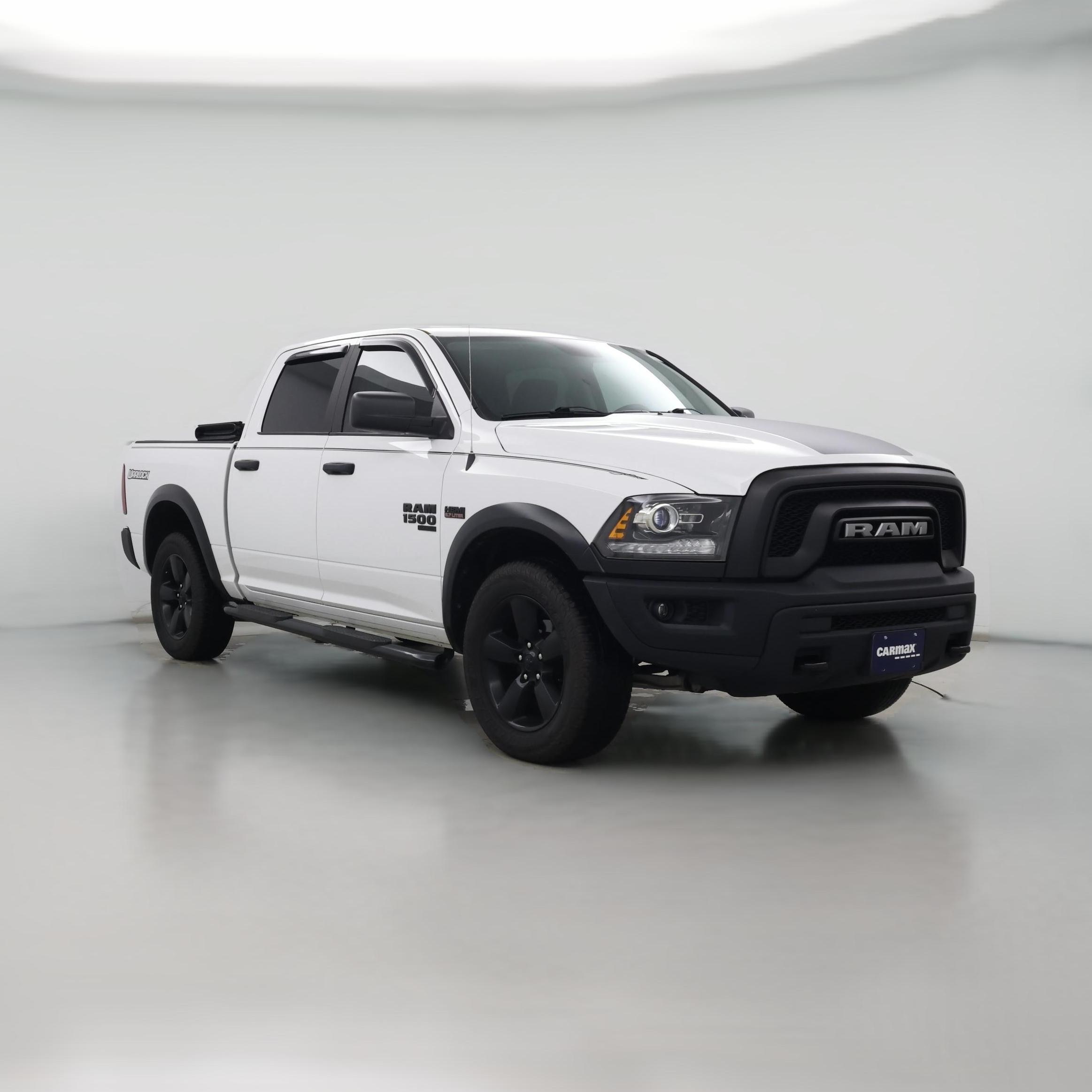 Thumbnail: 2020 RAM 1500 Classic - 1