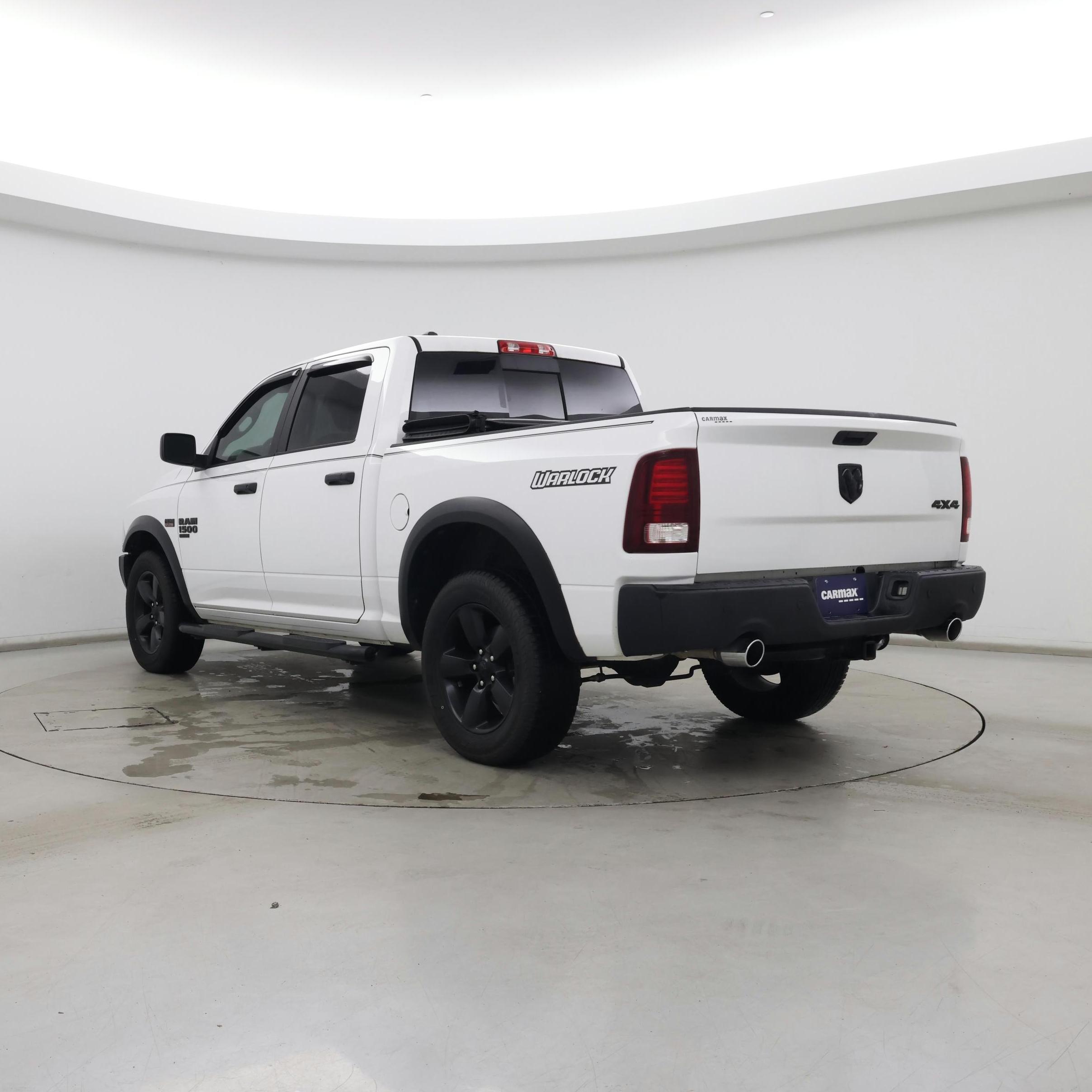 Thumbnail: 2020 RAM 1500 Classic - 2