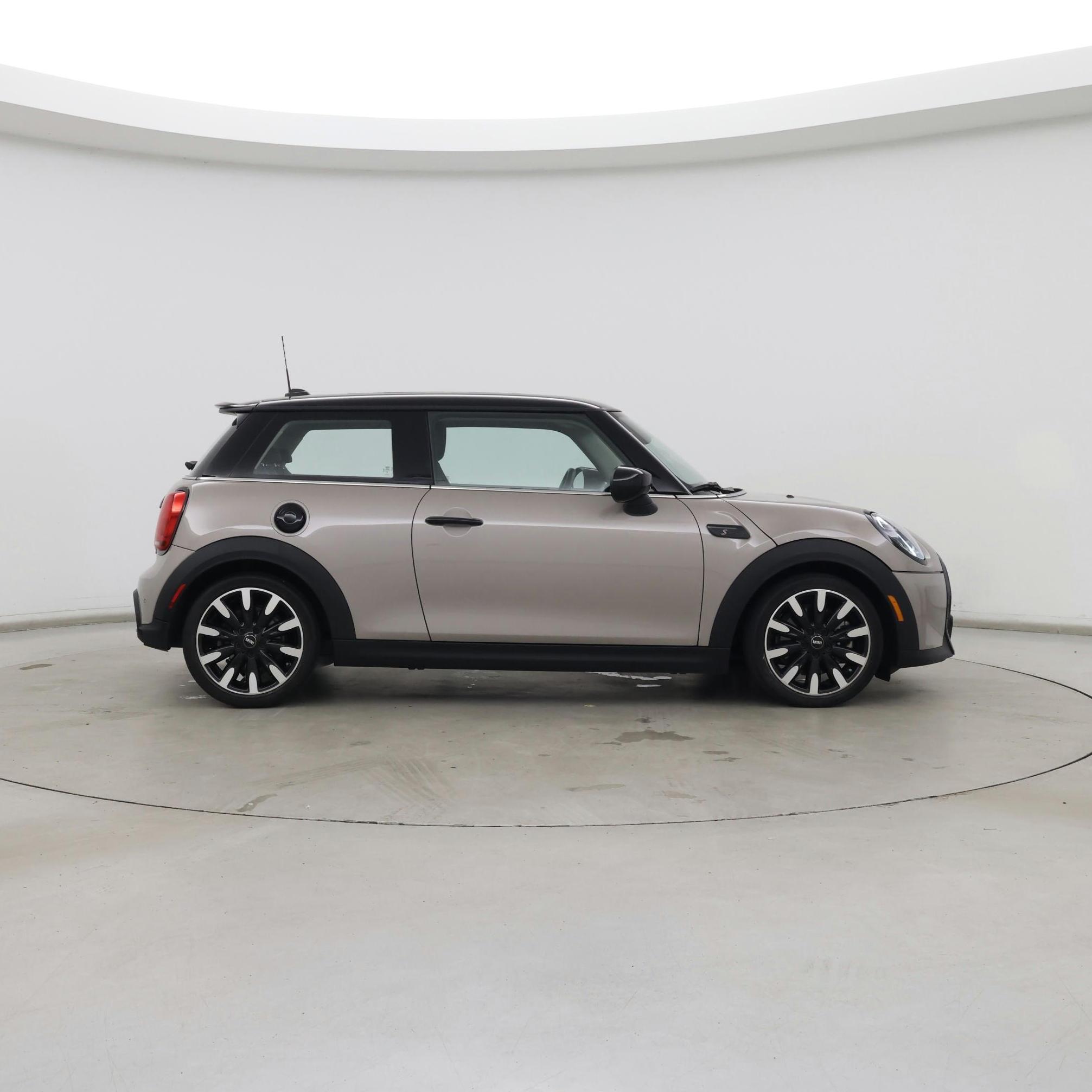 Thumbnail: 2024 MINI Cooper Hardtop - 7